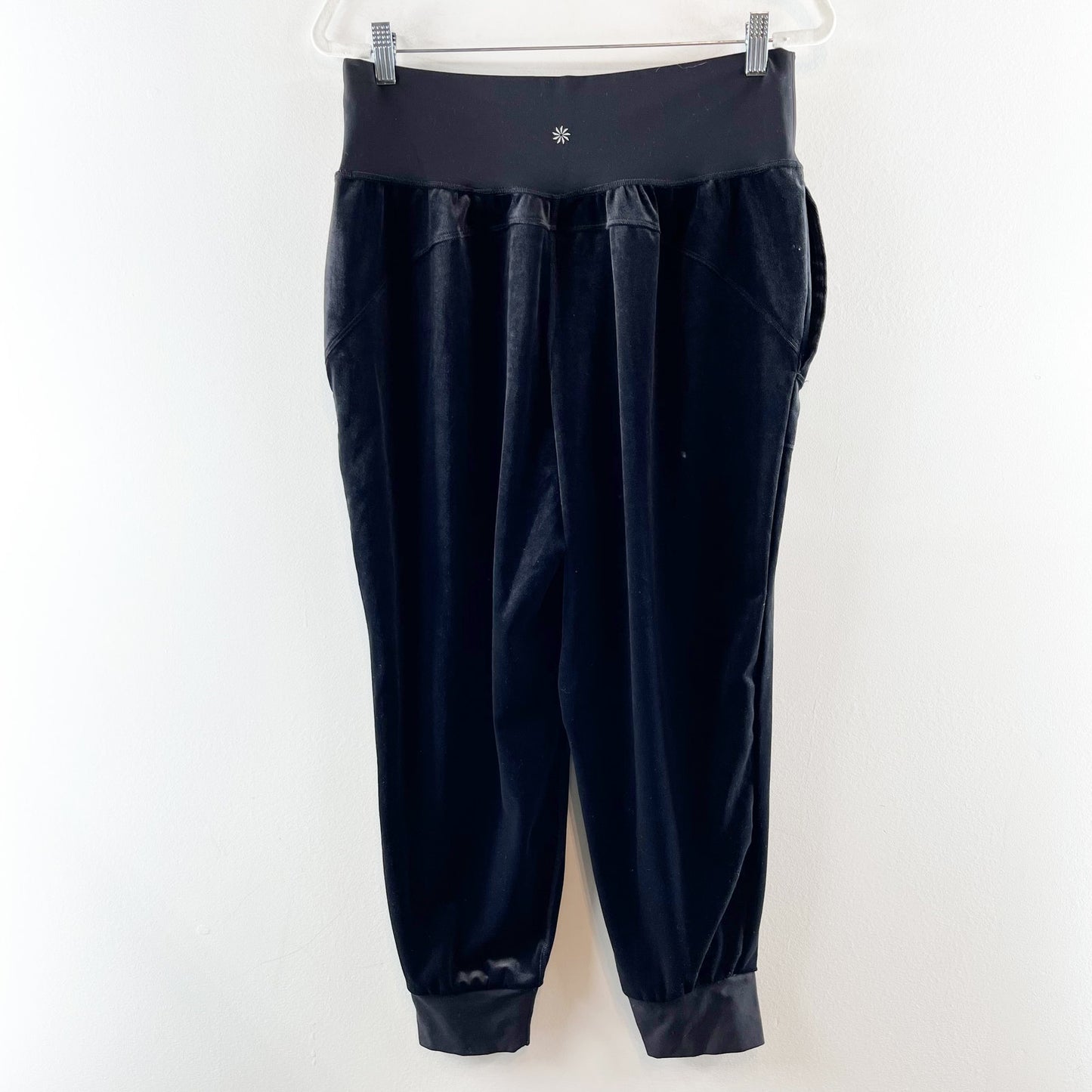 Athleta Salutation Velvet High Waisted Jogger Pants Black Large