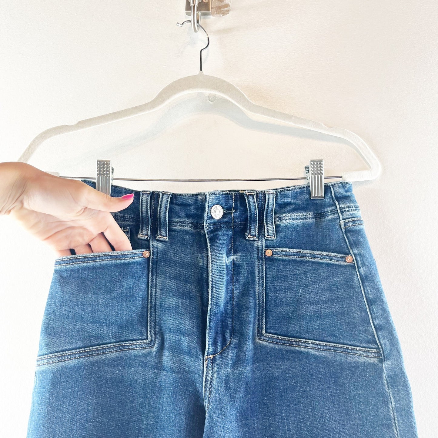 Paige Anessa High Rise Wide Leg Jeans Set in Pockets Raw Hem Amoroso Blue 26