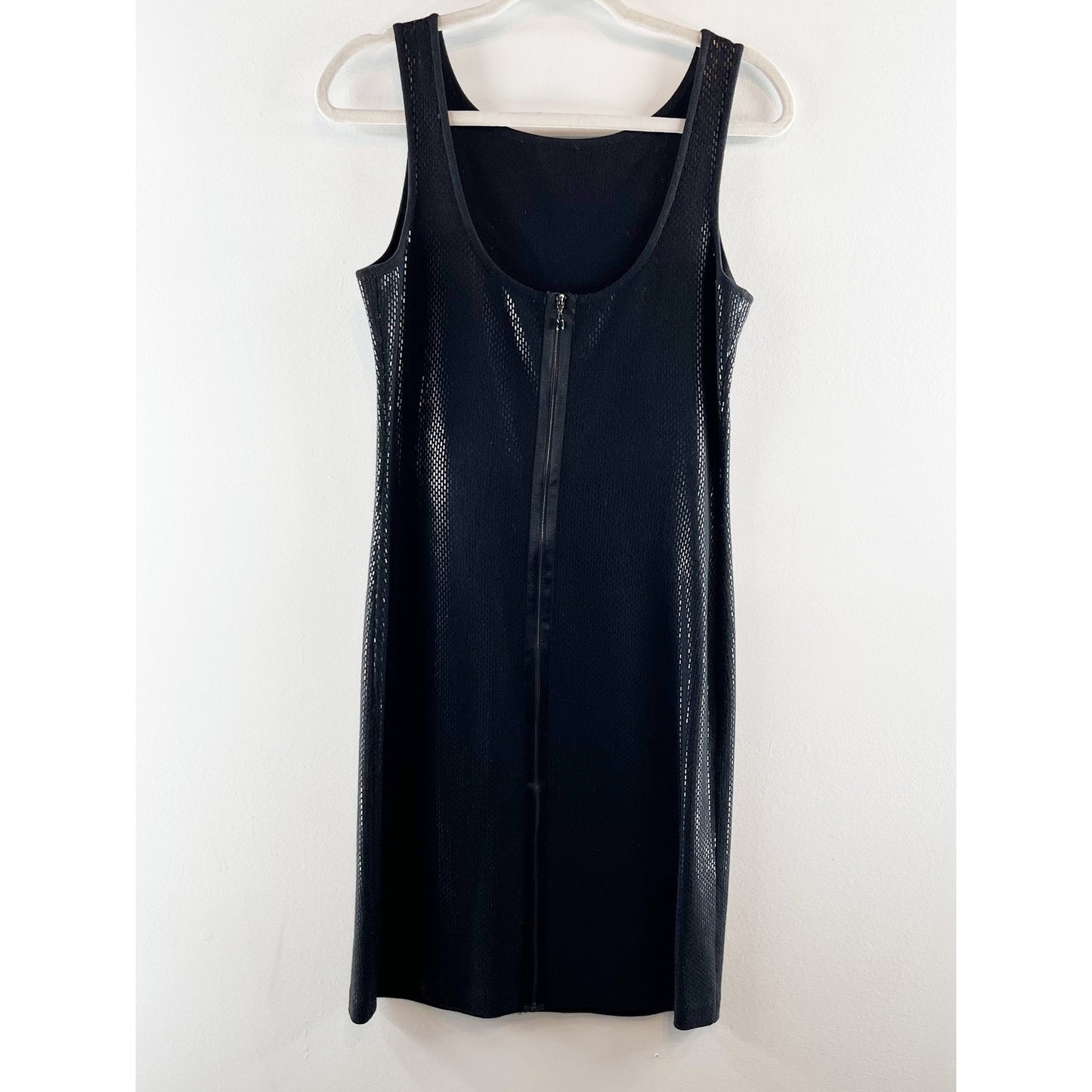 St. John Couture Wool Blend Sleeveless Scoop Neck Knit Shift Mini Dress Black 4