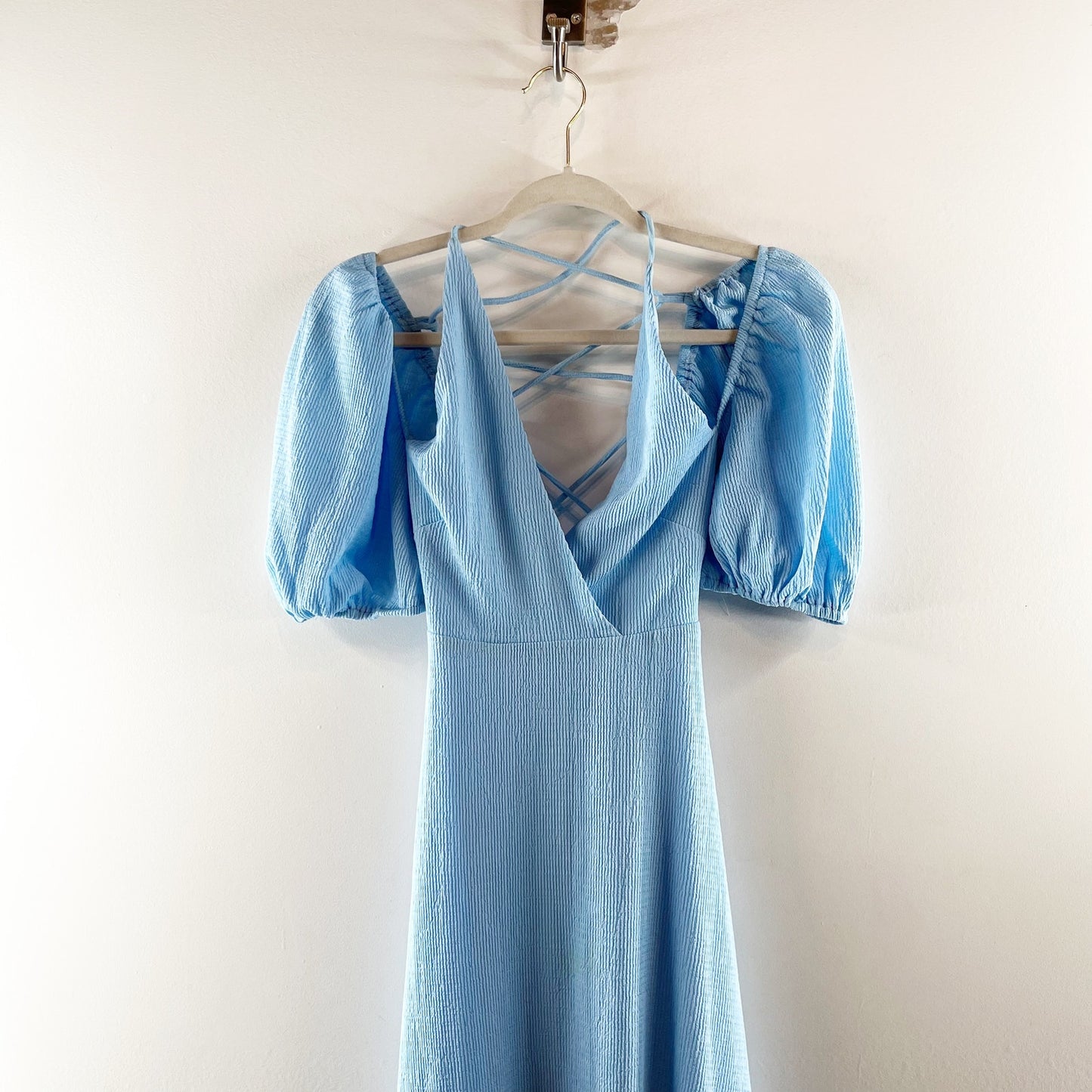 Mika & Gala by Lilywhyt Puff Sleeve Halter Neck Maxi Dress Light Blue Small