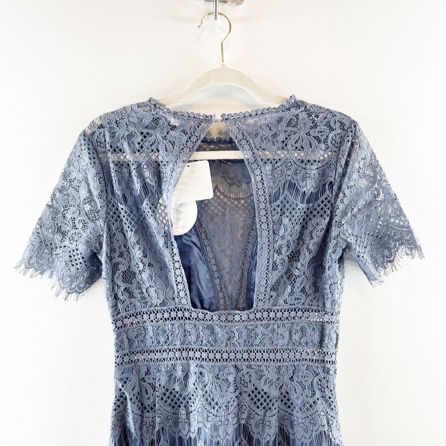 STORIA Henley Lace Short Sleeve Round Neck Keyhole Back Mini Dress Blue Medium