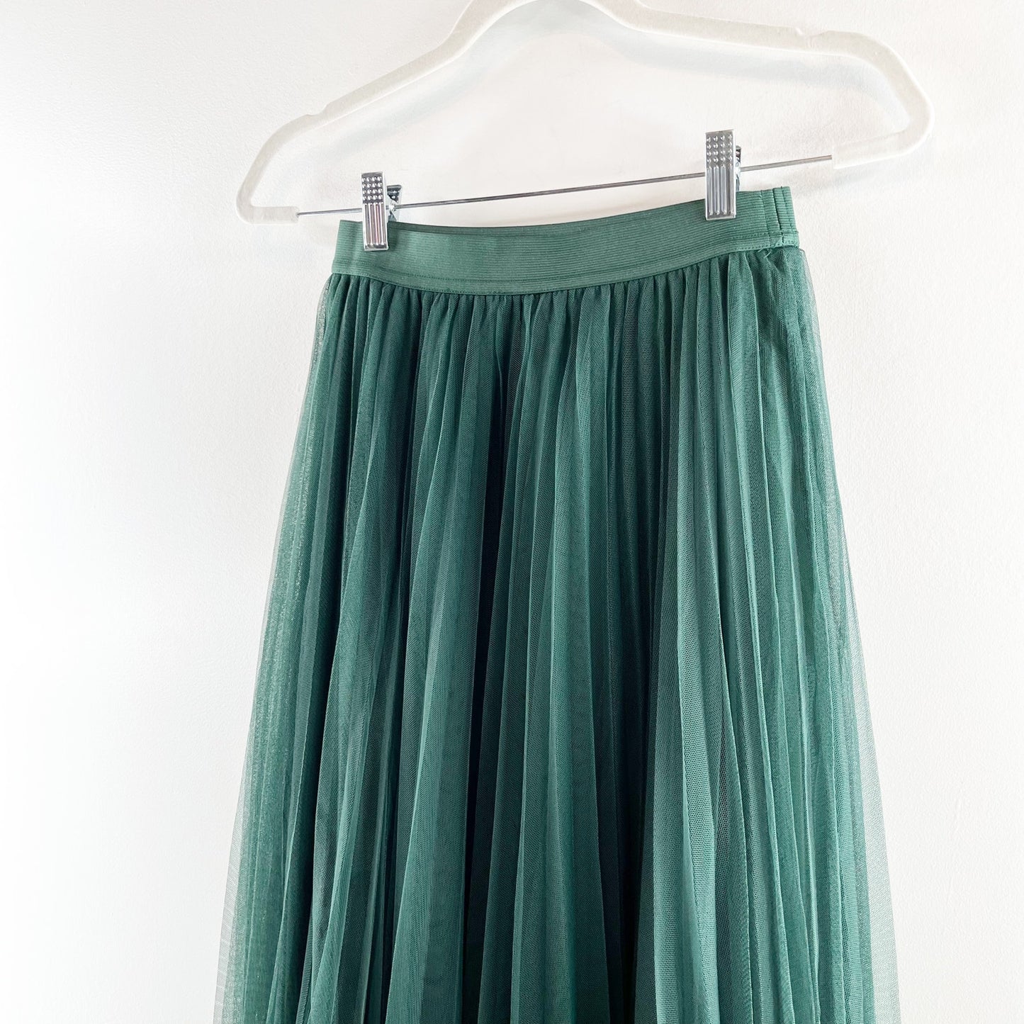 Lucy Paris Vienna Pleated Tulle Midi Skirt Hunter Green Small