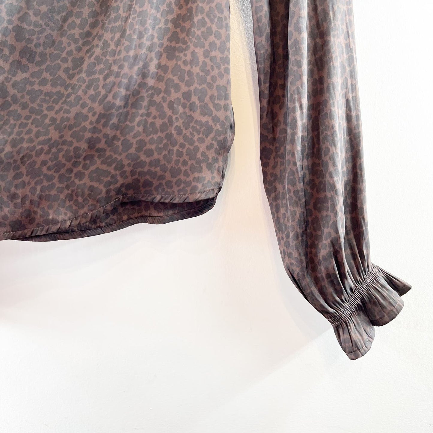 GAP Long Sleeve Ruffle Split Neck Animal Leopard Print Brown XS