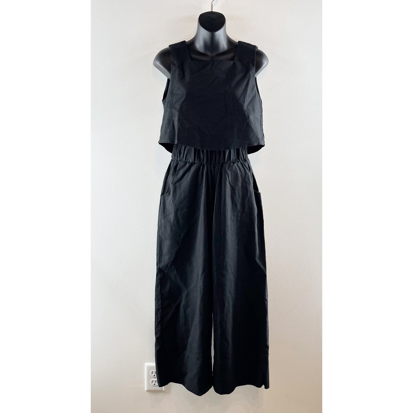 kourt Willow Sleeveless Top & Cropped Wide Leg Linen Blend Pant Set Black XS