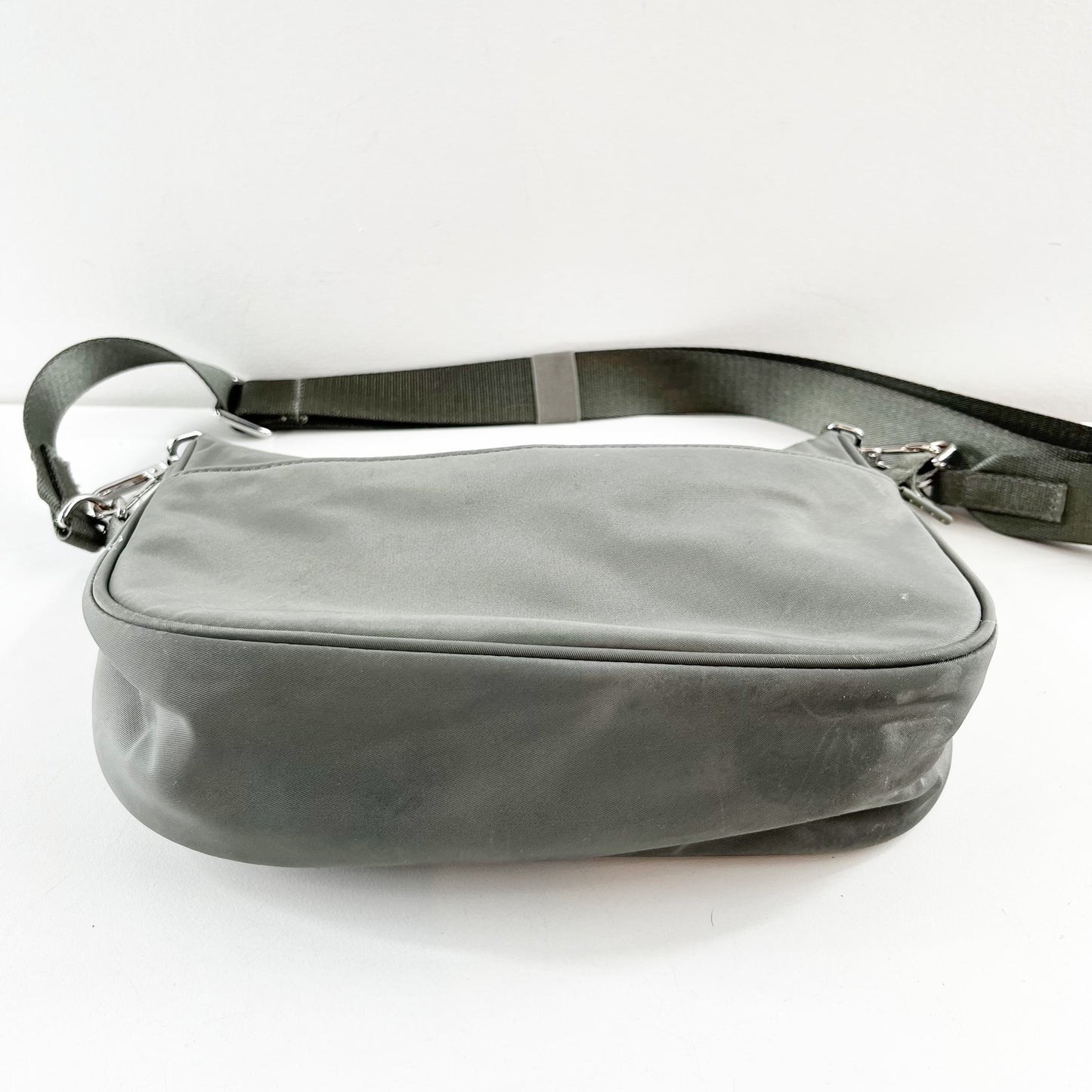 Lululemon Mini Adjustable Shoulder Bag Purse 3L Sage Green