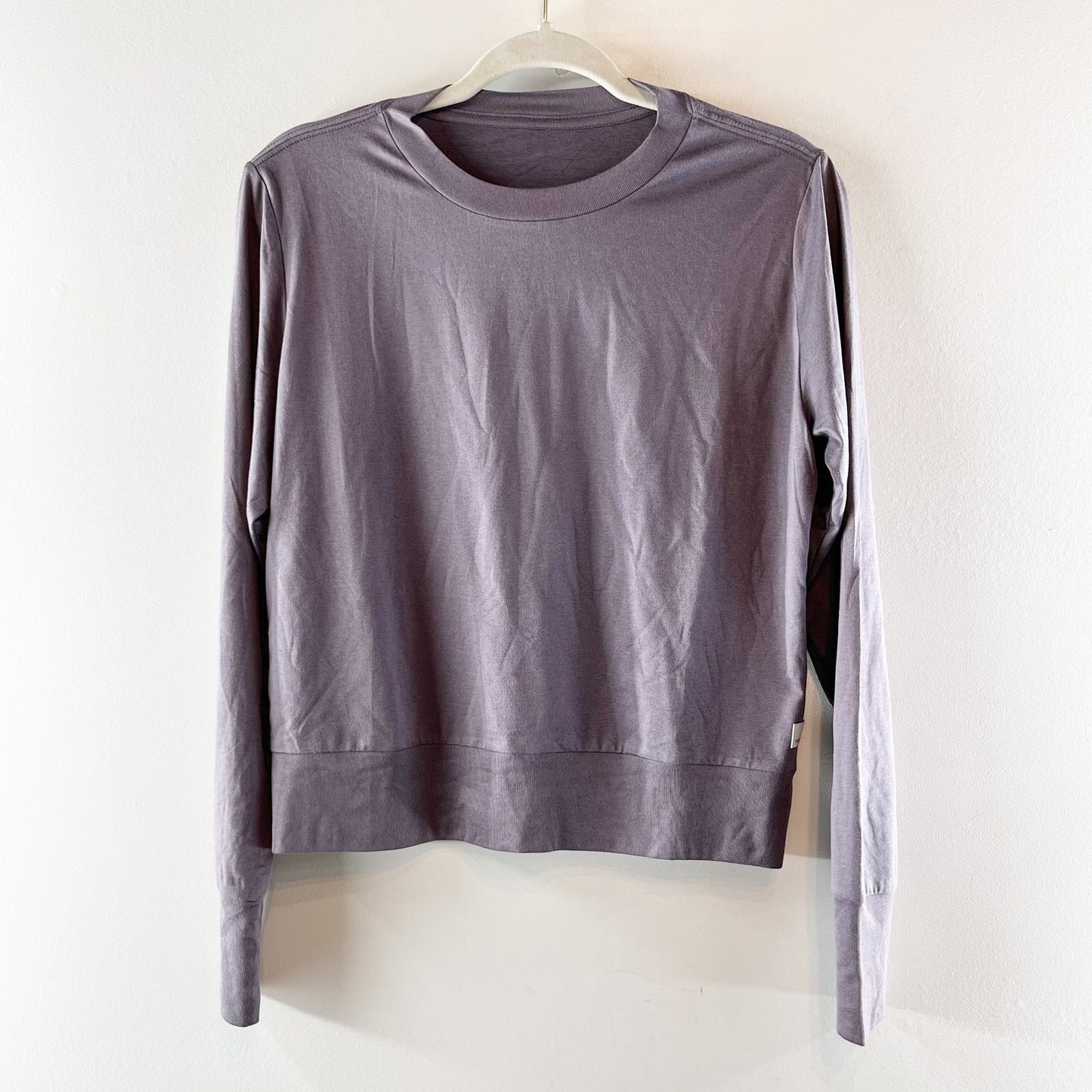Vuori Daydream Long Sleeve Crew Neck T-Shirt Lavender Purple Medium