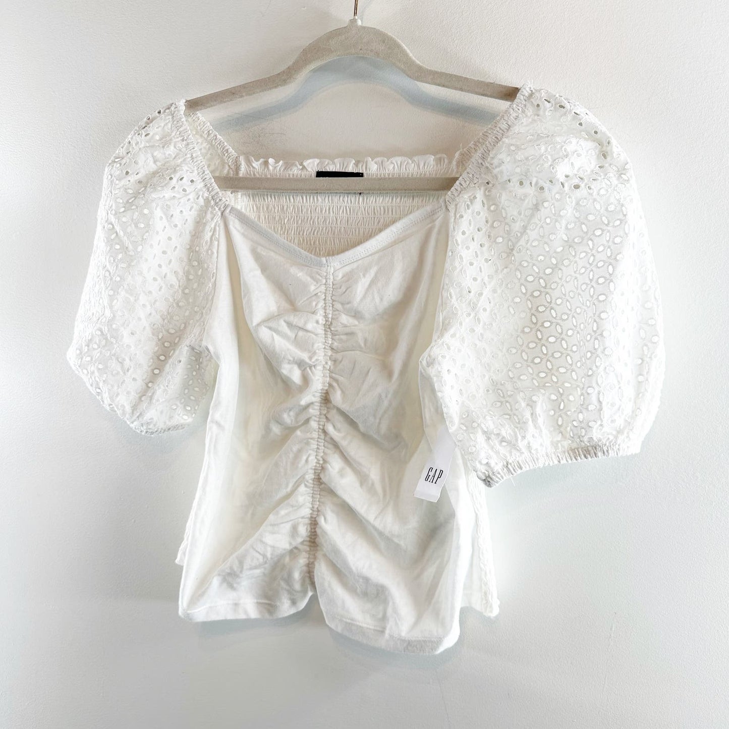 GAP Eyelet Puff Sleeve Ruched Bodice Sweetheart Neckline White Top Small