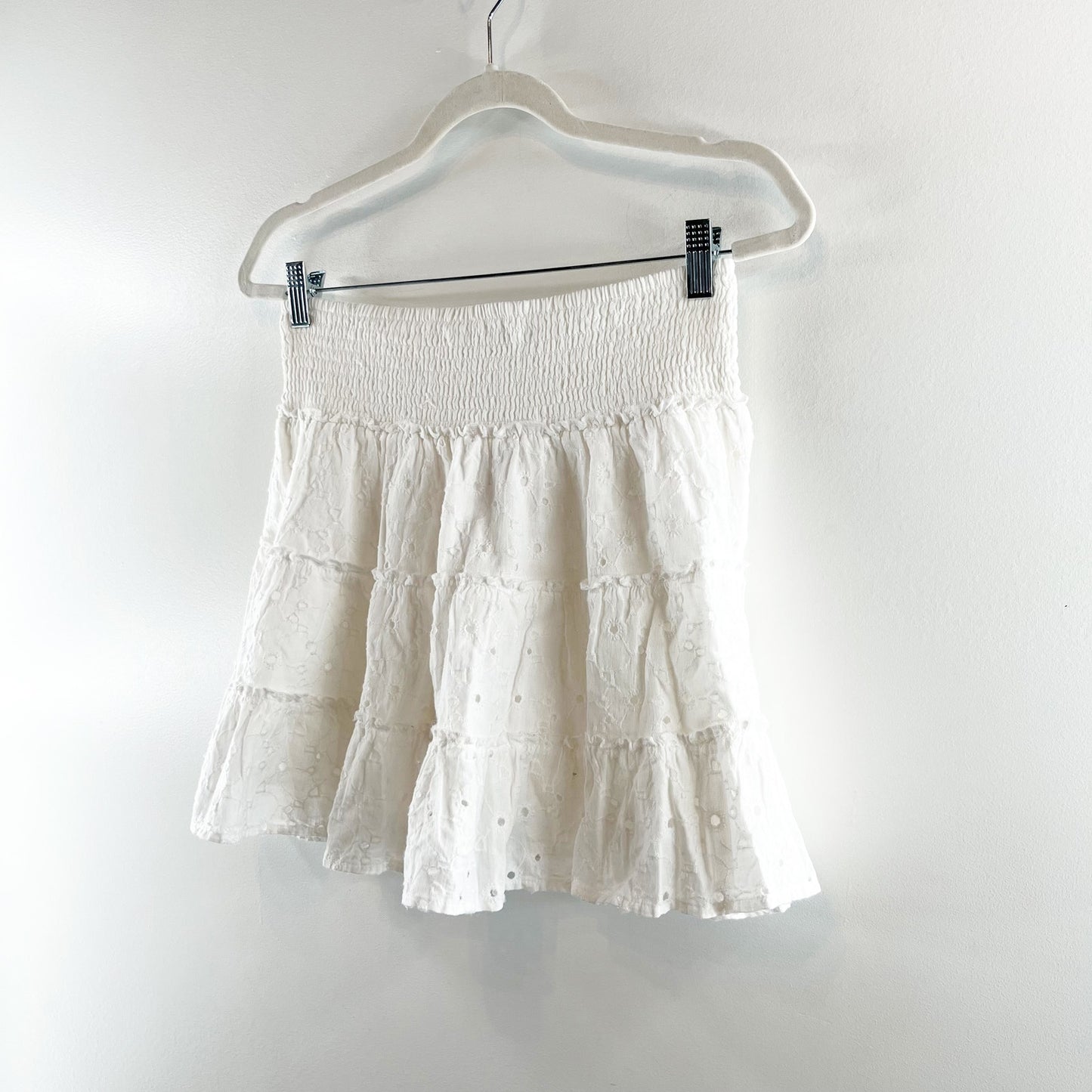 American Eagle Smocked Waist Eyelet Lace Tiered Mini Skirt White Medium