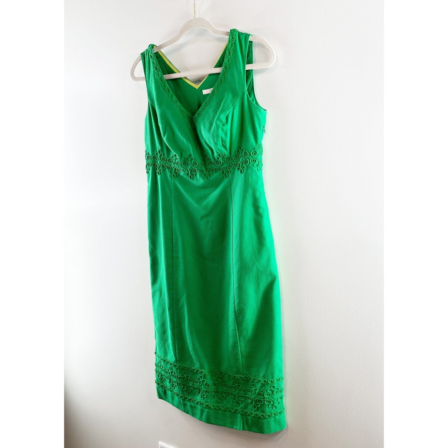 Boden Seville Kelly Sleeveless V-Neck Textured Sheath Midi Dress Green 6 Long