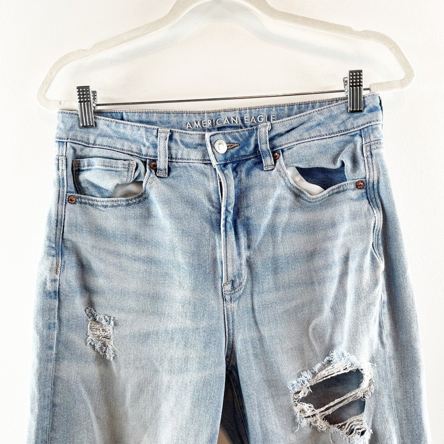 American Eagle Outfitters High Waisted Distressed Mom Straight Jeans Blue 8