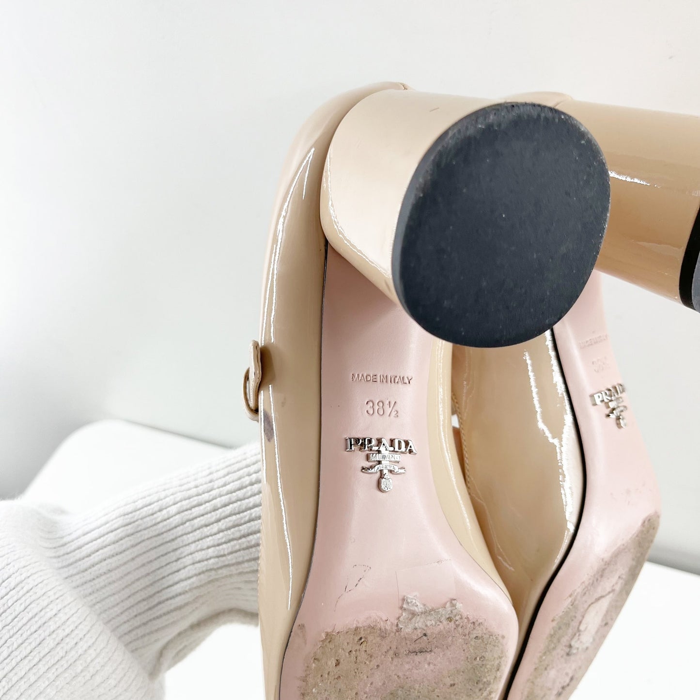 Prada Patent Leather Block Heel Square Toe Mary Jane Pumps Shoes Nude 38.5