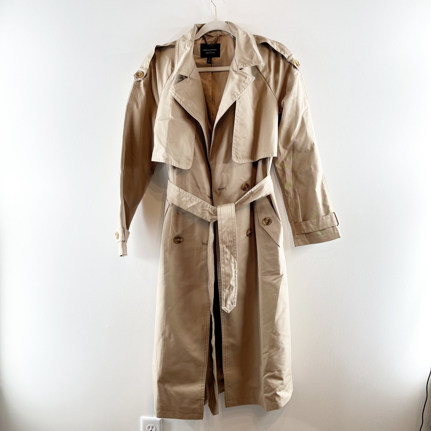 Banana Republic Timeless Trench Coat In Maverick Tan Small