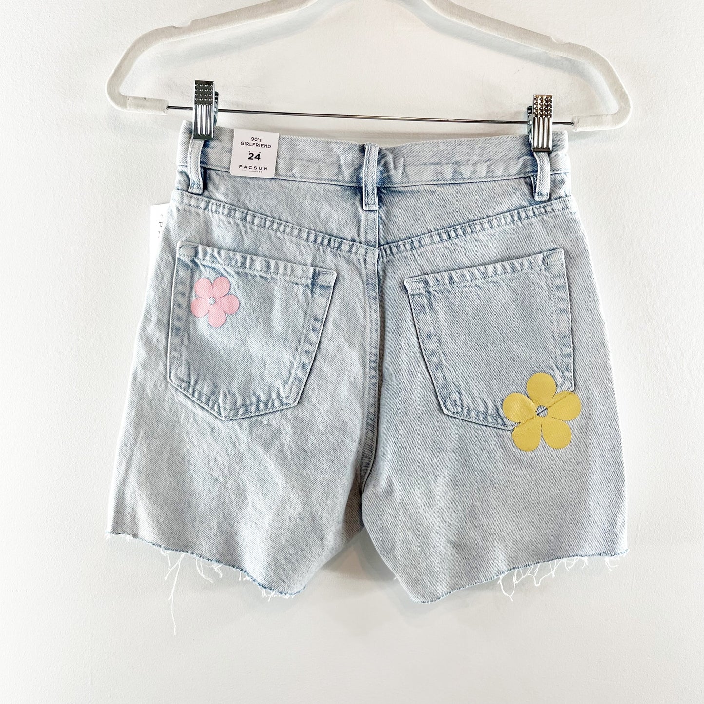 PacSun Eco Light Blue Flower Graphic Girlfriend Cutoff Jean Denim Shorts Blue 00