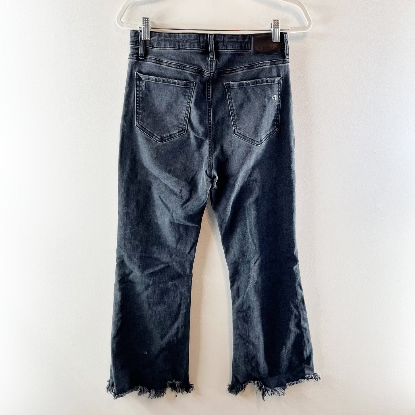 Hidden Los Angeles Happi Mid-Rise Frayed Hem Cropped Flare Jeans Black 31