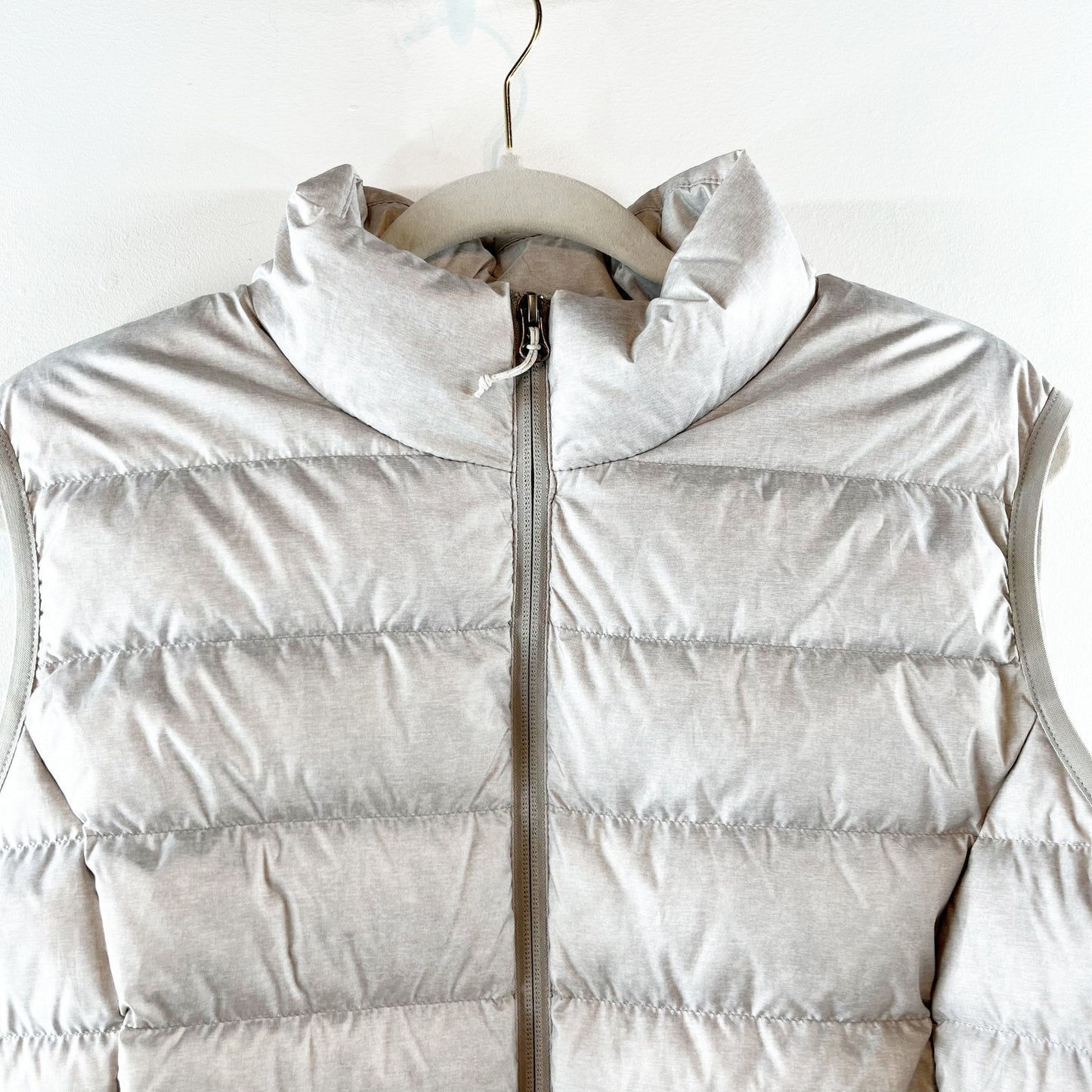 Eddie Bauer CirrusLite Full Zip Stand Collar Down Puffer Vest Light Gray XL