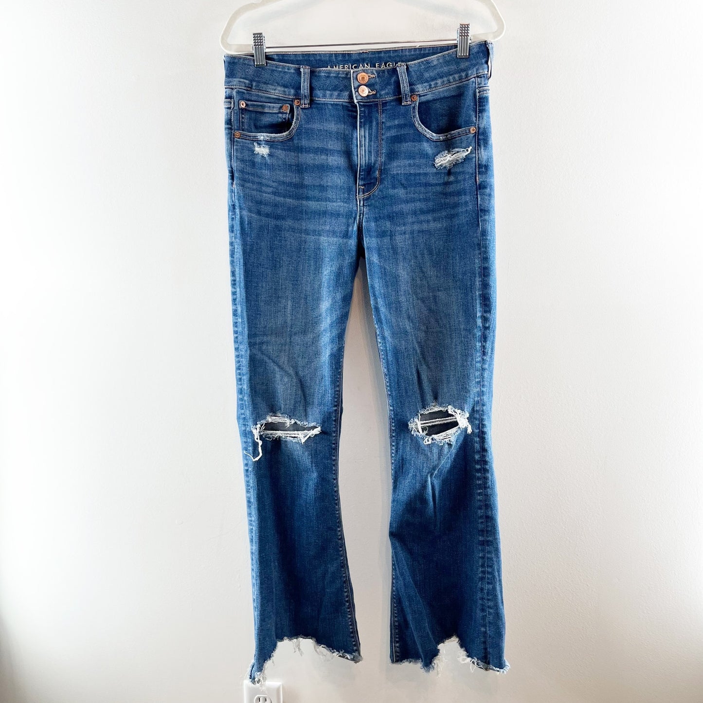 American Eagle High Rise Artist Flare Chewed Hem Jeans Blue 12