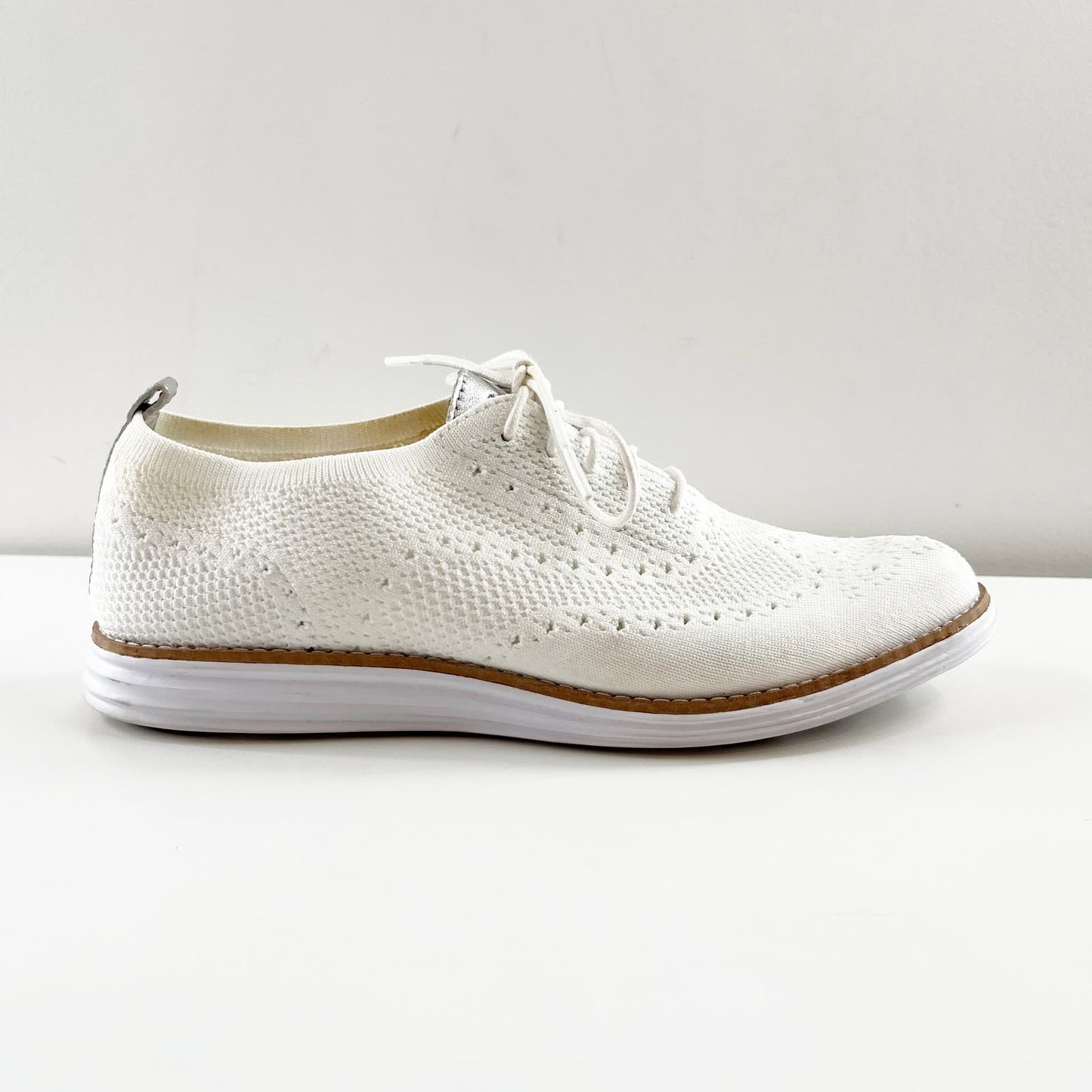 Cole Haan Original Grand Lace Up Shoes Sneakers Oxfords White 9.5