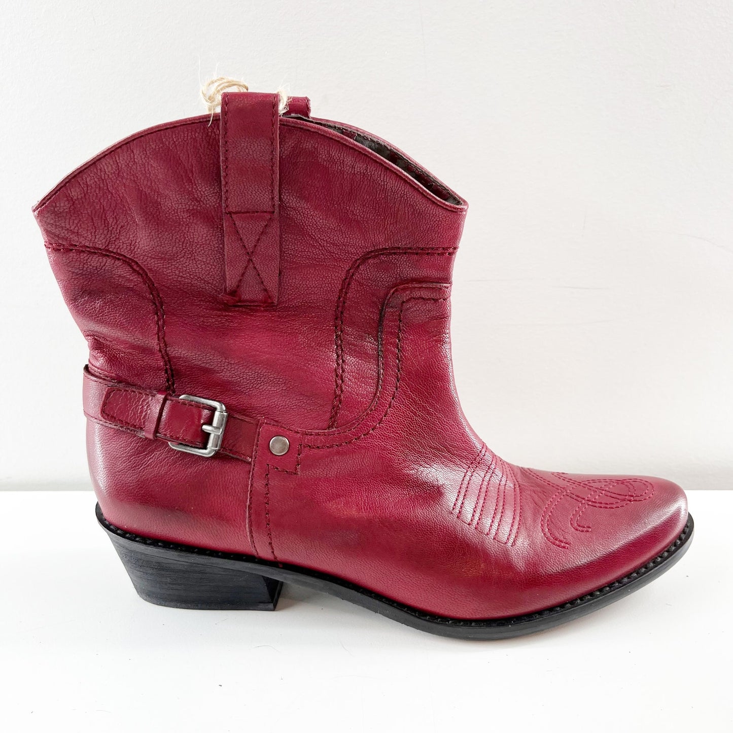 Franco Sarto Waco Western Leather Ankle Booties Boots Red 9