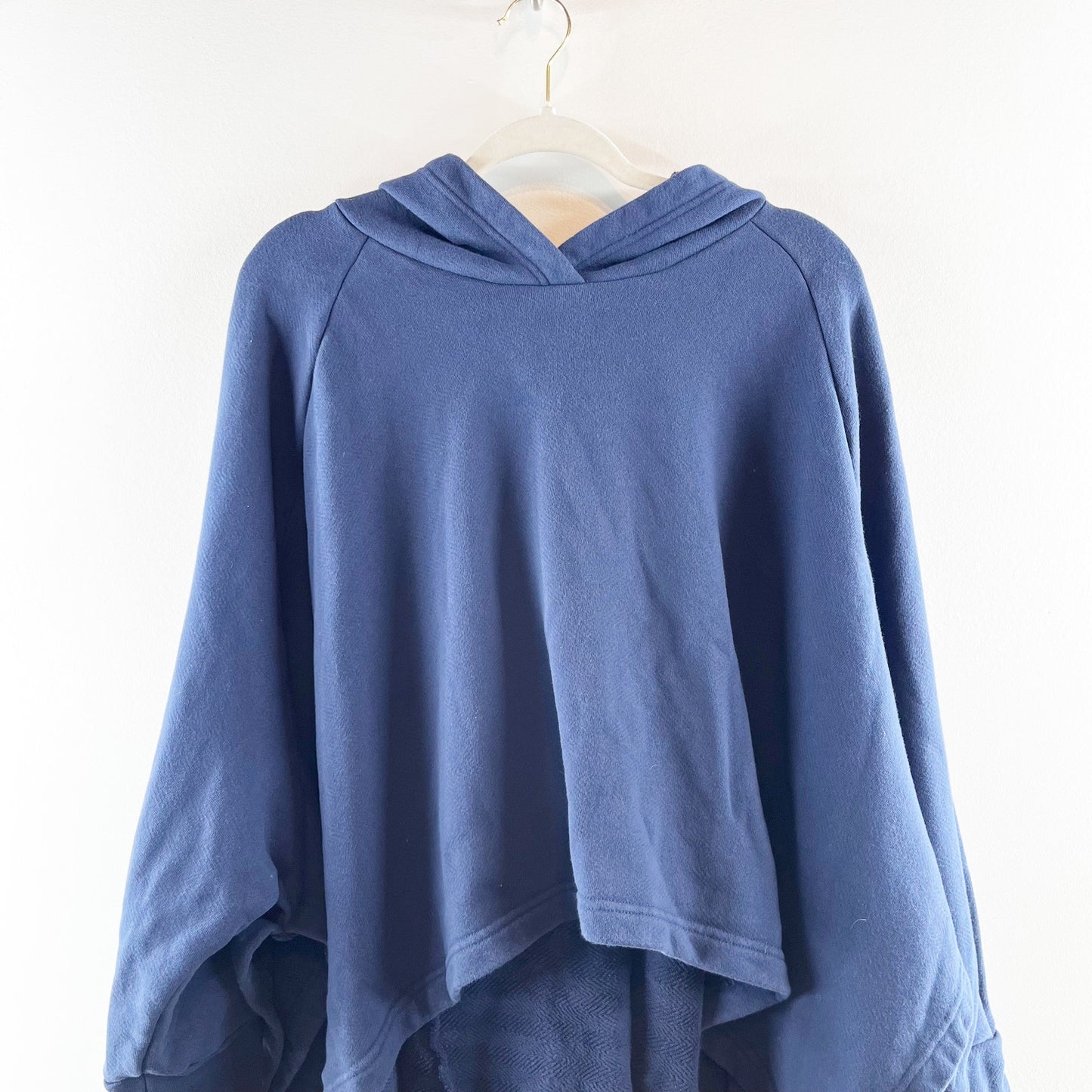 Free People Odessa Long Sleeve Poncho Style Hoodie Sweatshirt Navy Blue M/L
