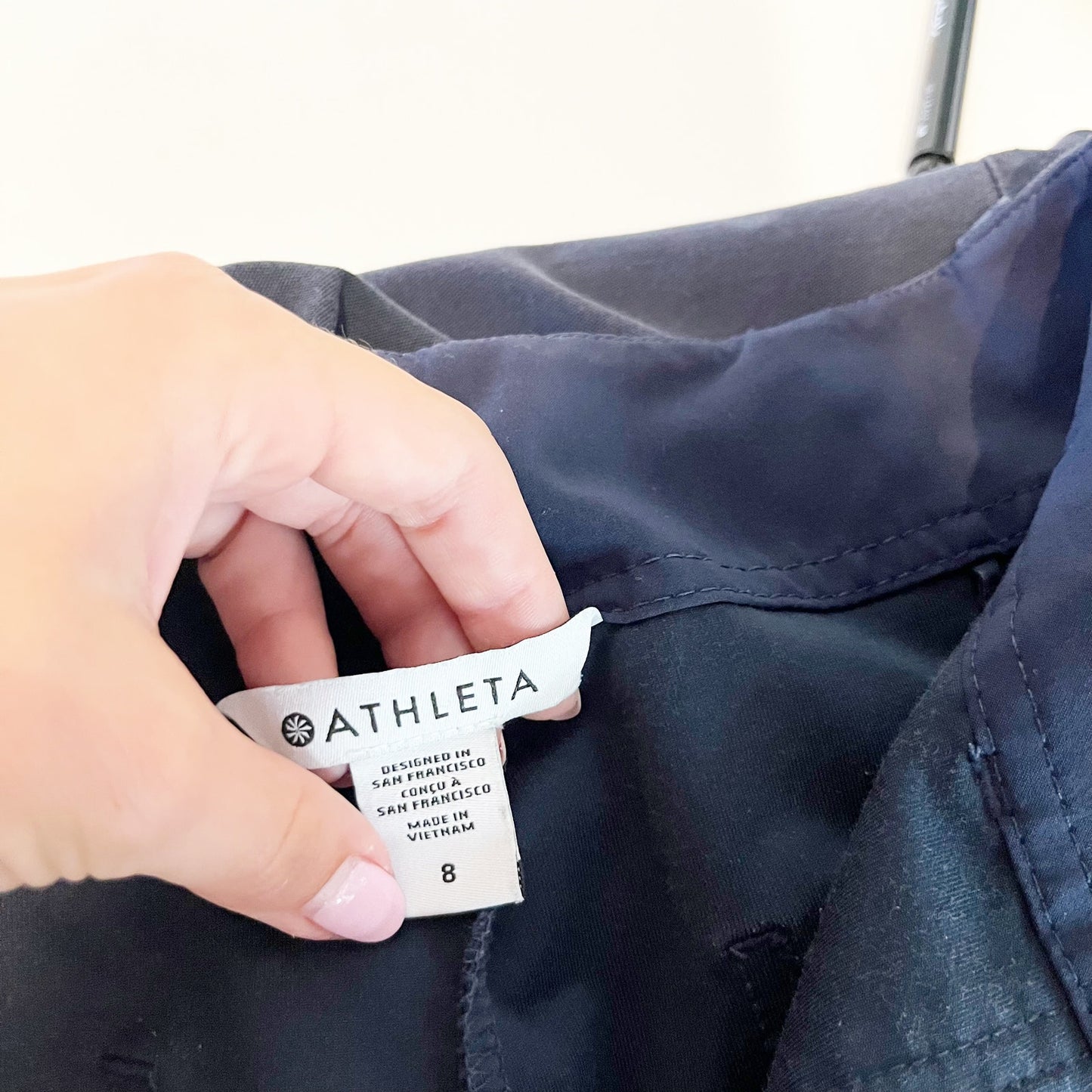 Athleta Skyline High Waisted Weekend Barrel Leg Trouser Pants Navy 8