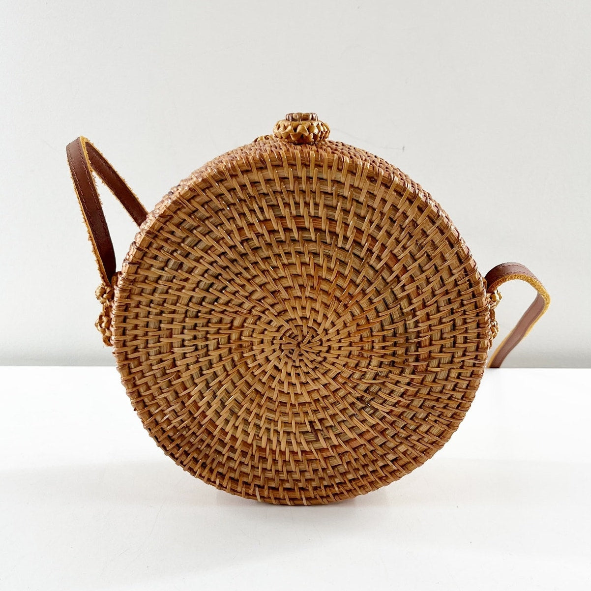 Handwoven Crossbody Palm Straw Rattan Roundie Boho Bag with Leather Strap