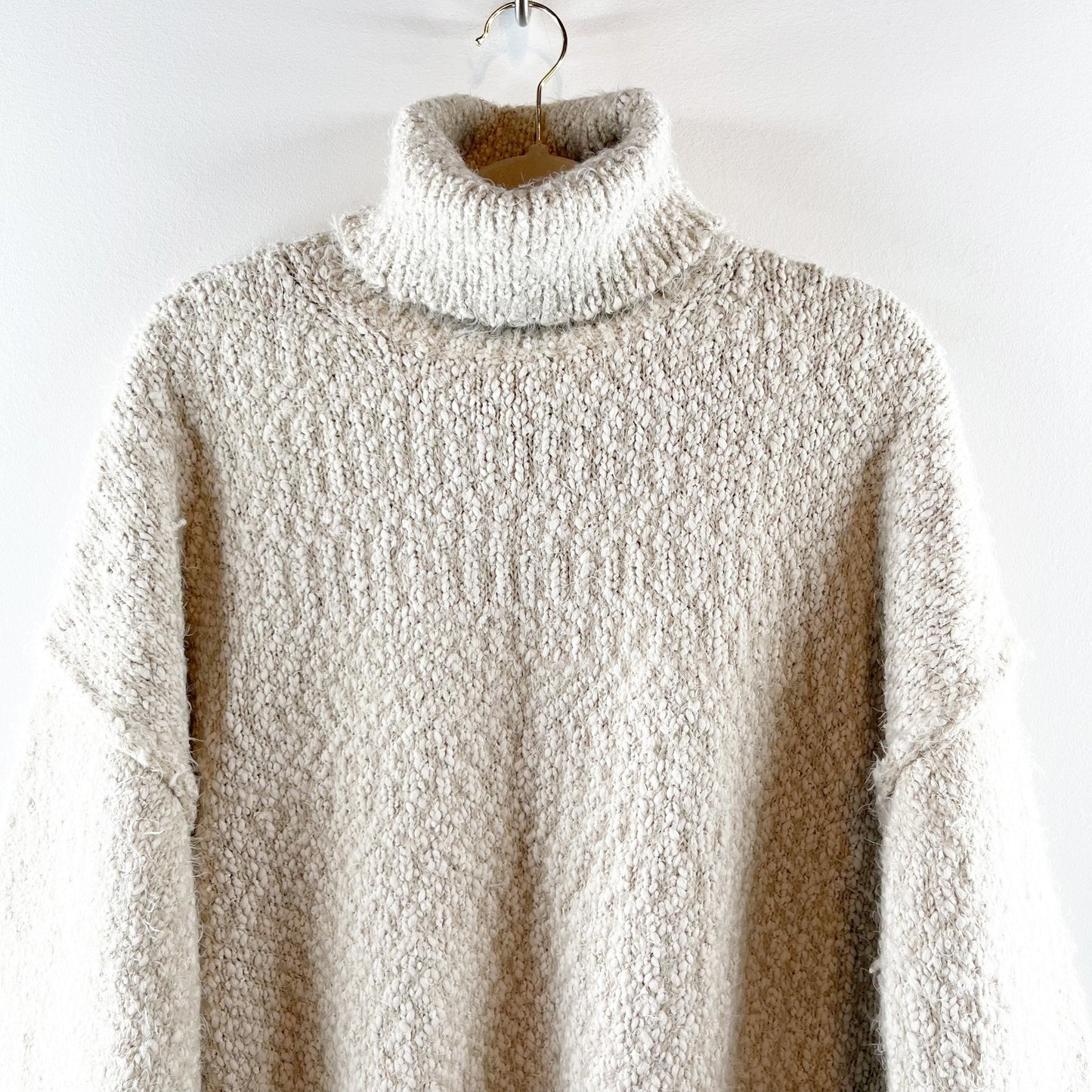 Topshop Dropped Shoulder Knit Fluffy Turtleneck Pullover Sweater Oat Small