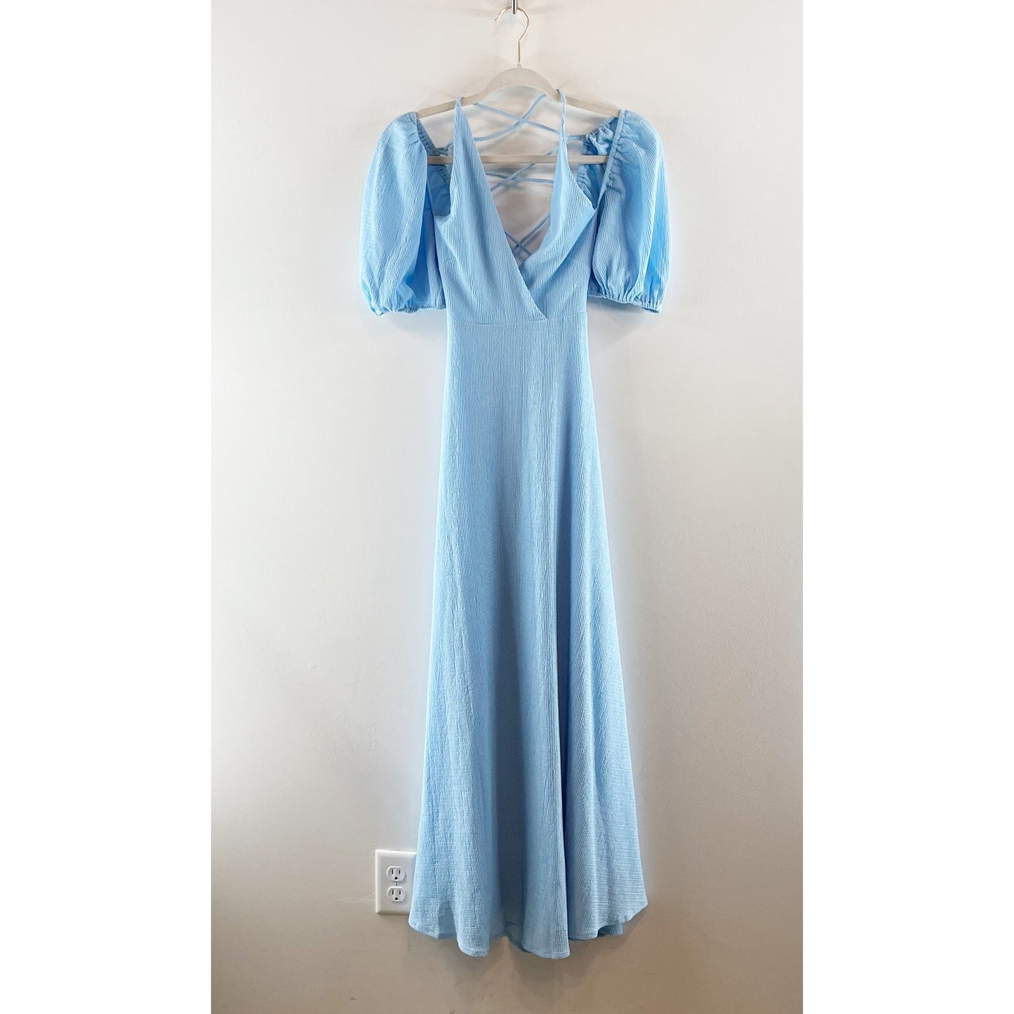 Mika & Gala by Lilywhyt Puff Sleeve Halter Neck Maxi Dress Light Blue Small