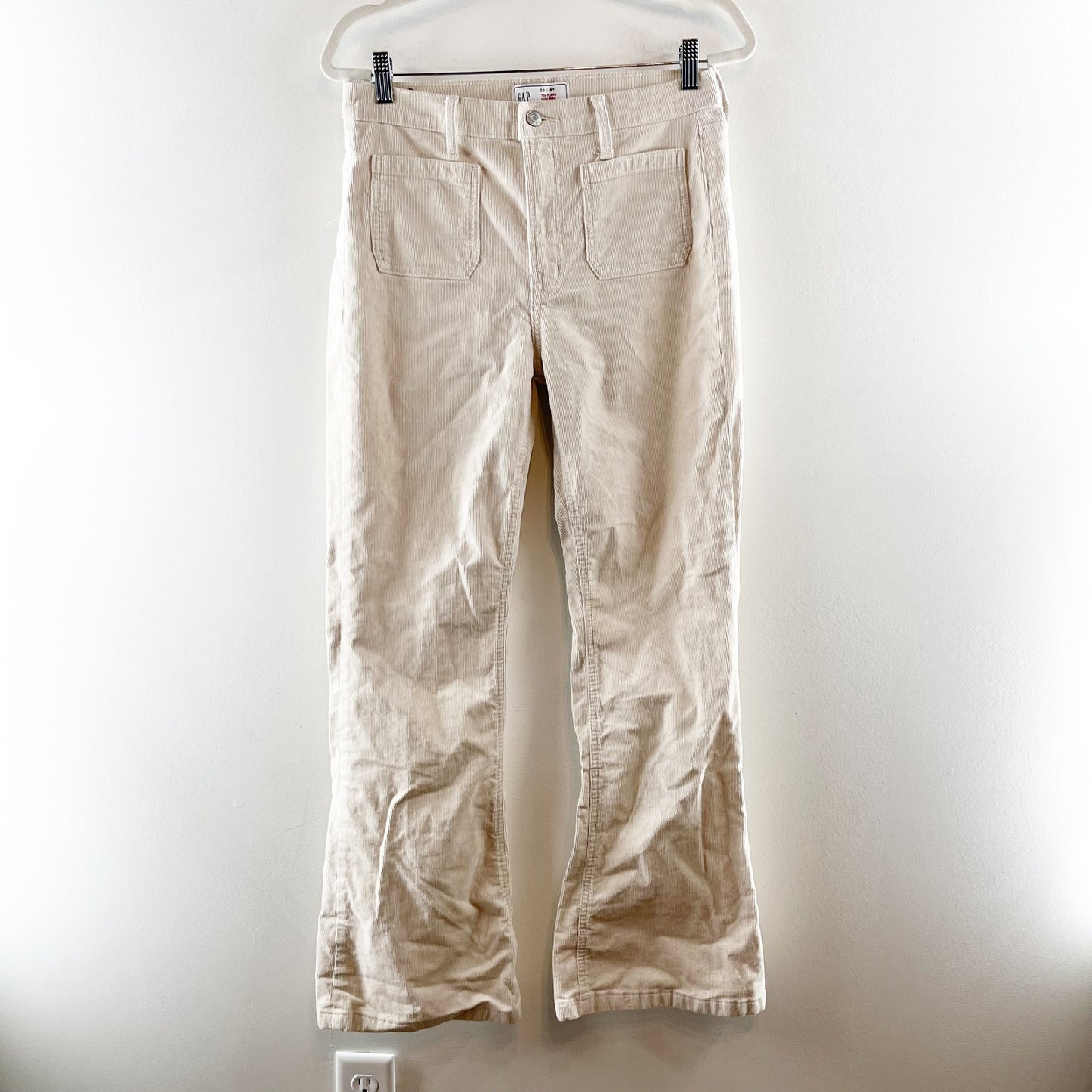 GAP High Rise '70s Flare Patch Pocket Corduroy Pants Birch Cream 8