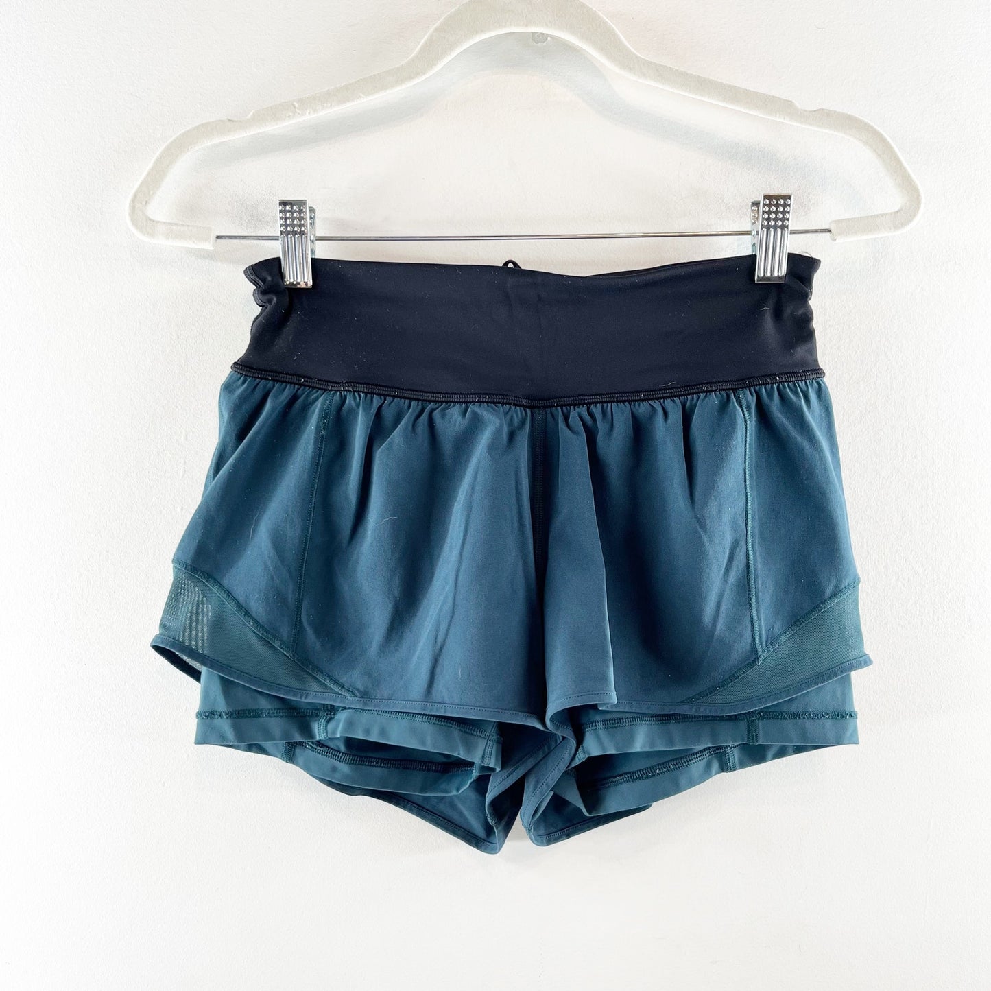 Lululemon Athletica Hotty Hot Two-in-One Running Short Teal Green Blue 6