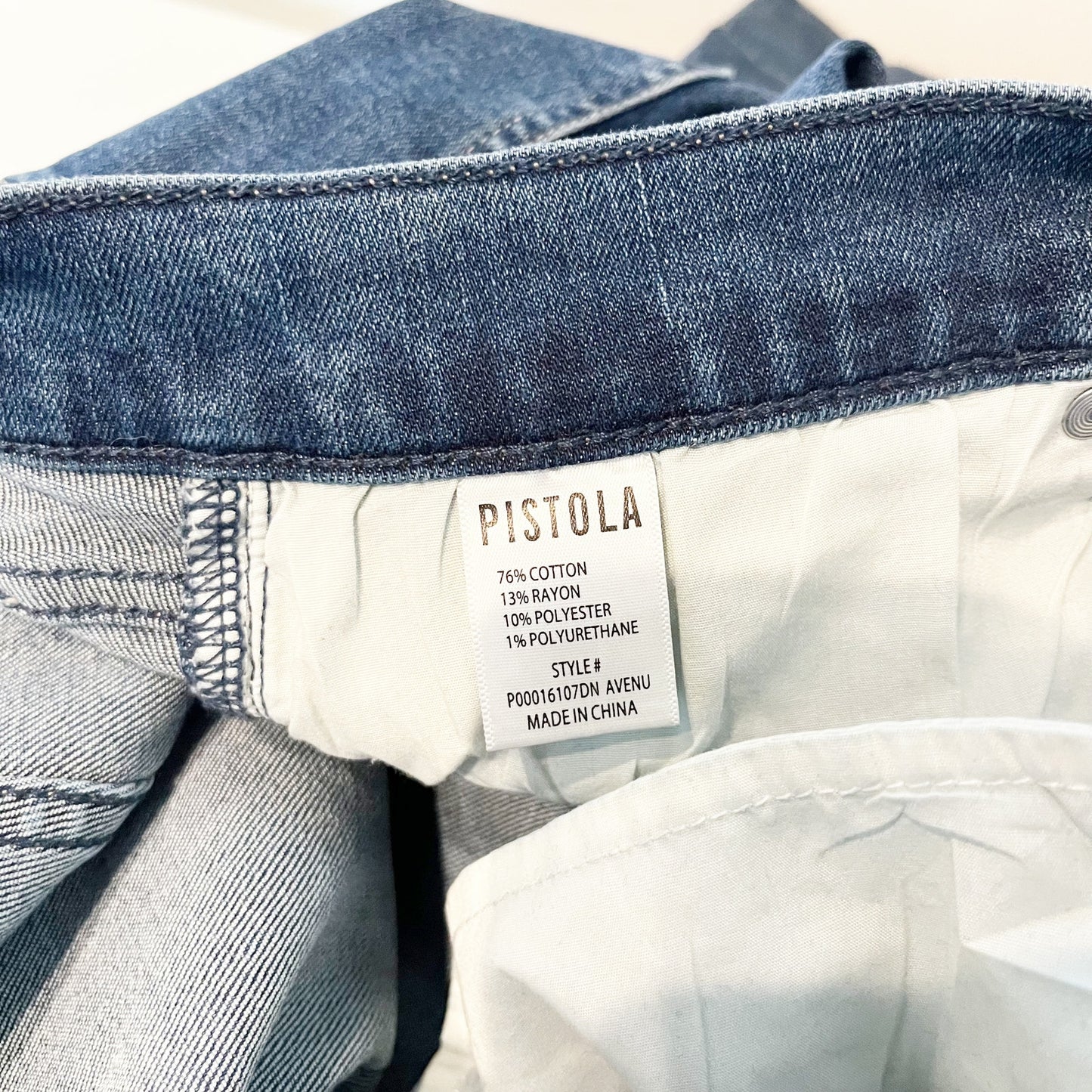 Pistola Mid Rise Kinsley Flare Leg Jeans Blue Avenue 32 / 14