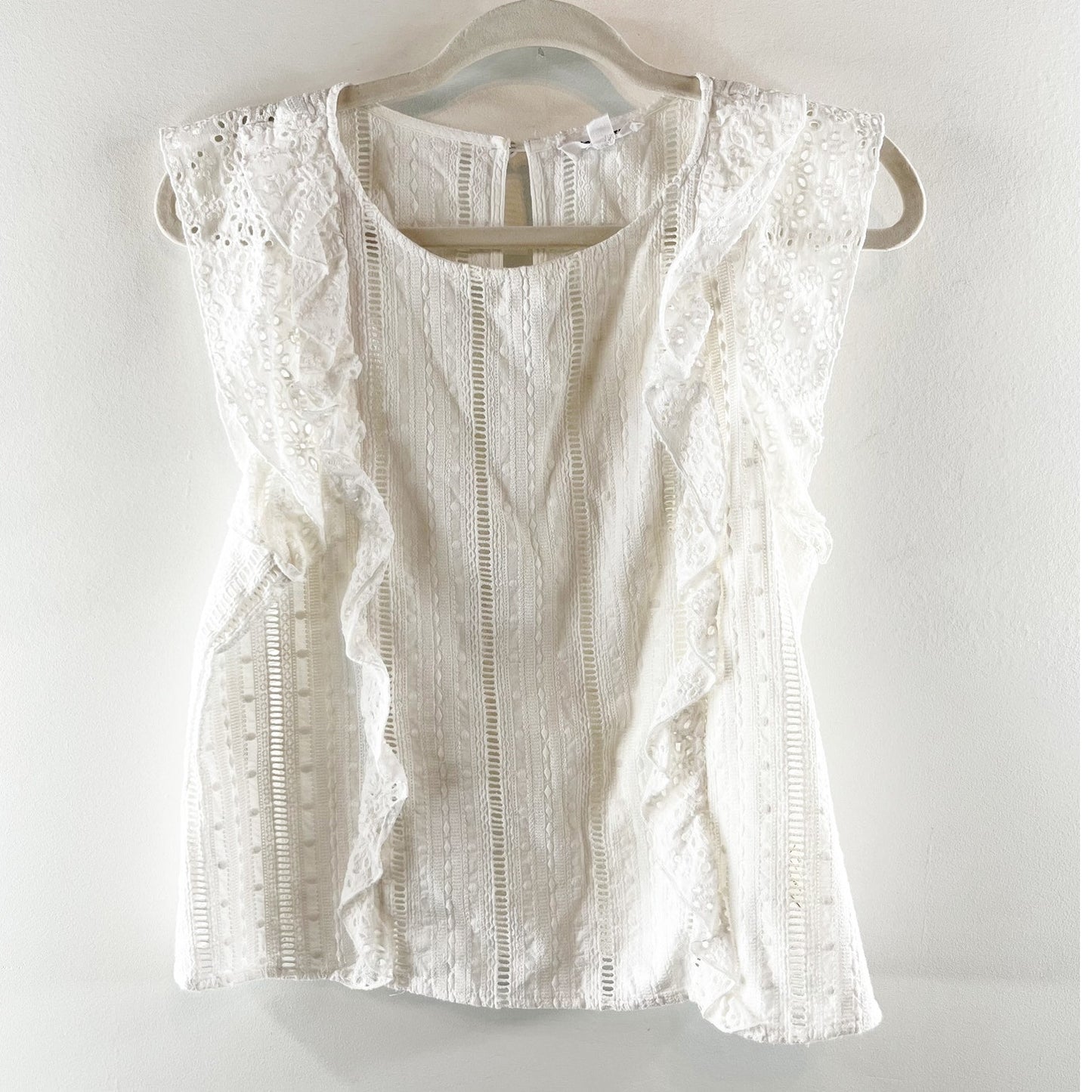 BB Dakota Ruffle Eyelet Lace Tank Top White Small