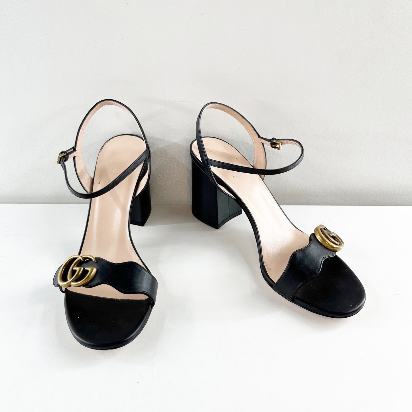 Gucci Marmont Leather Gold GG Logo Block Heel Ankle Strap Pump Sandals Black 39