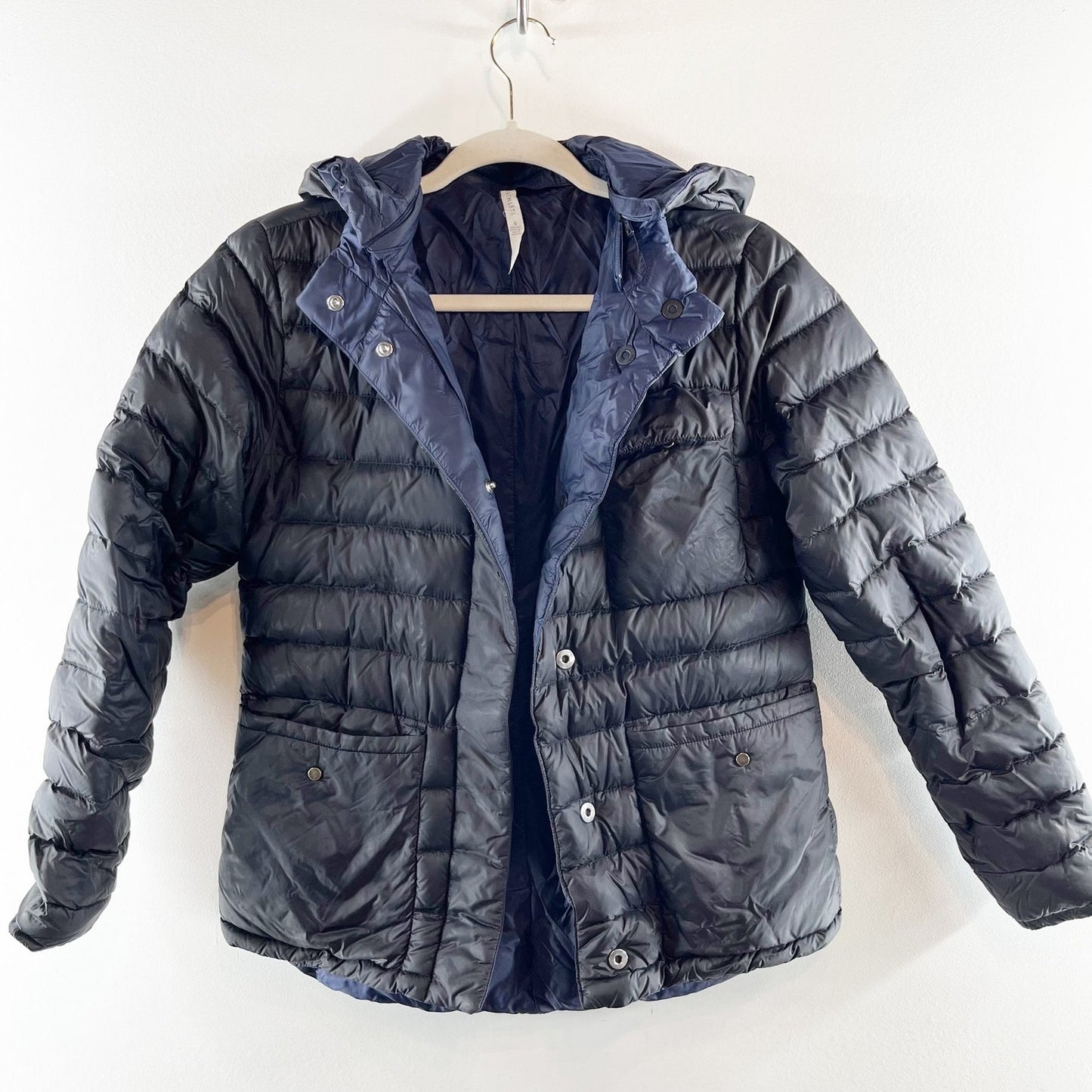 Athleta Pulse Reversible Down Puffer Jacket Coat Black Blue Small