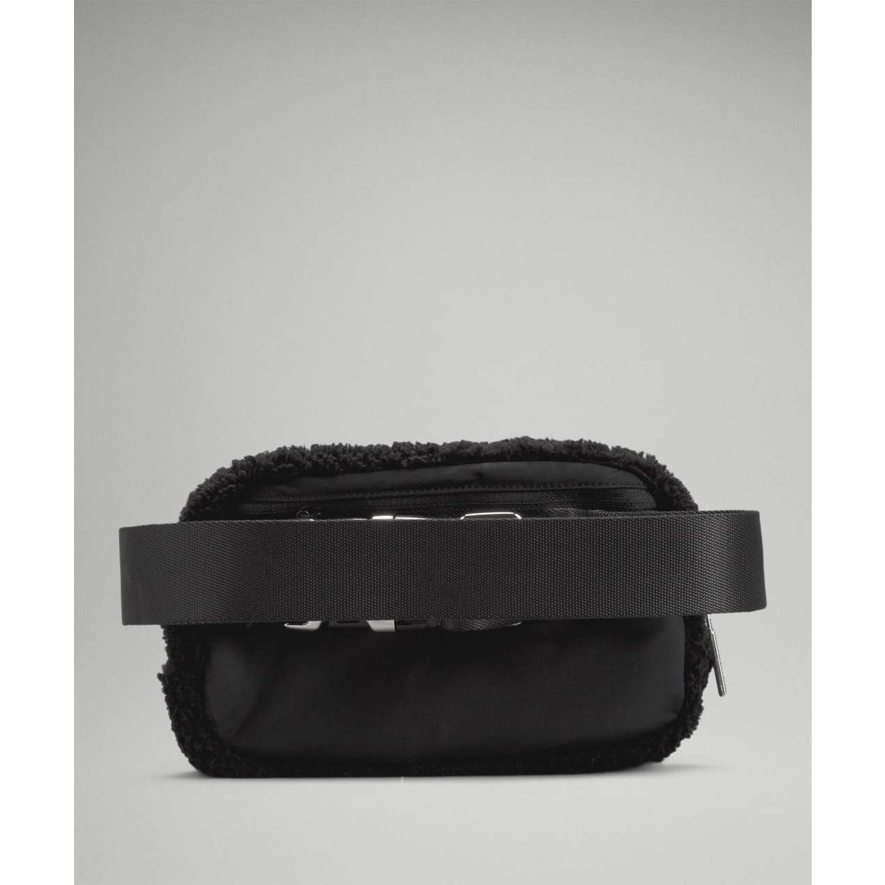 Lululemon Athletica Everywhere Fleece Sherpa Small Belt Bag Black