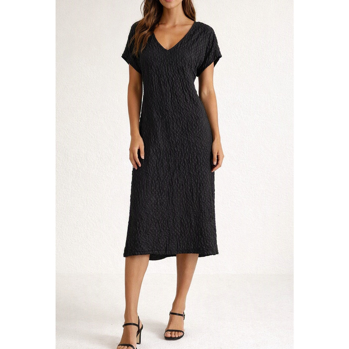 Luna Luz Short Sleeve Textured V Neck Linen Blend Midi Dress Black XL