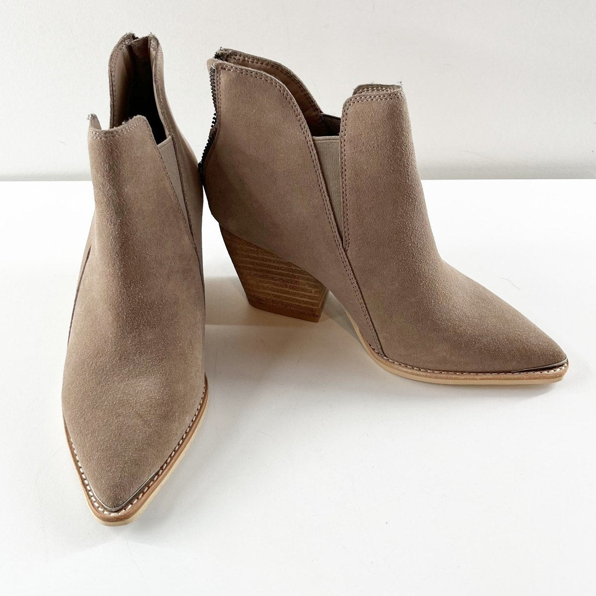Vintage Havana Collins Suede Pointed Toe Stacked Heel Ankle Booties Tan 6