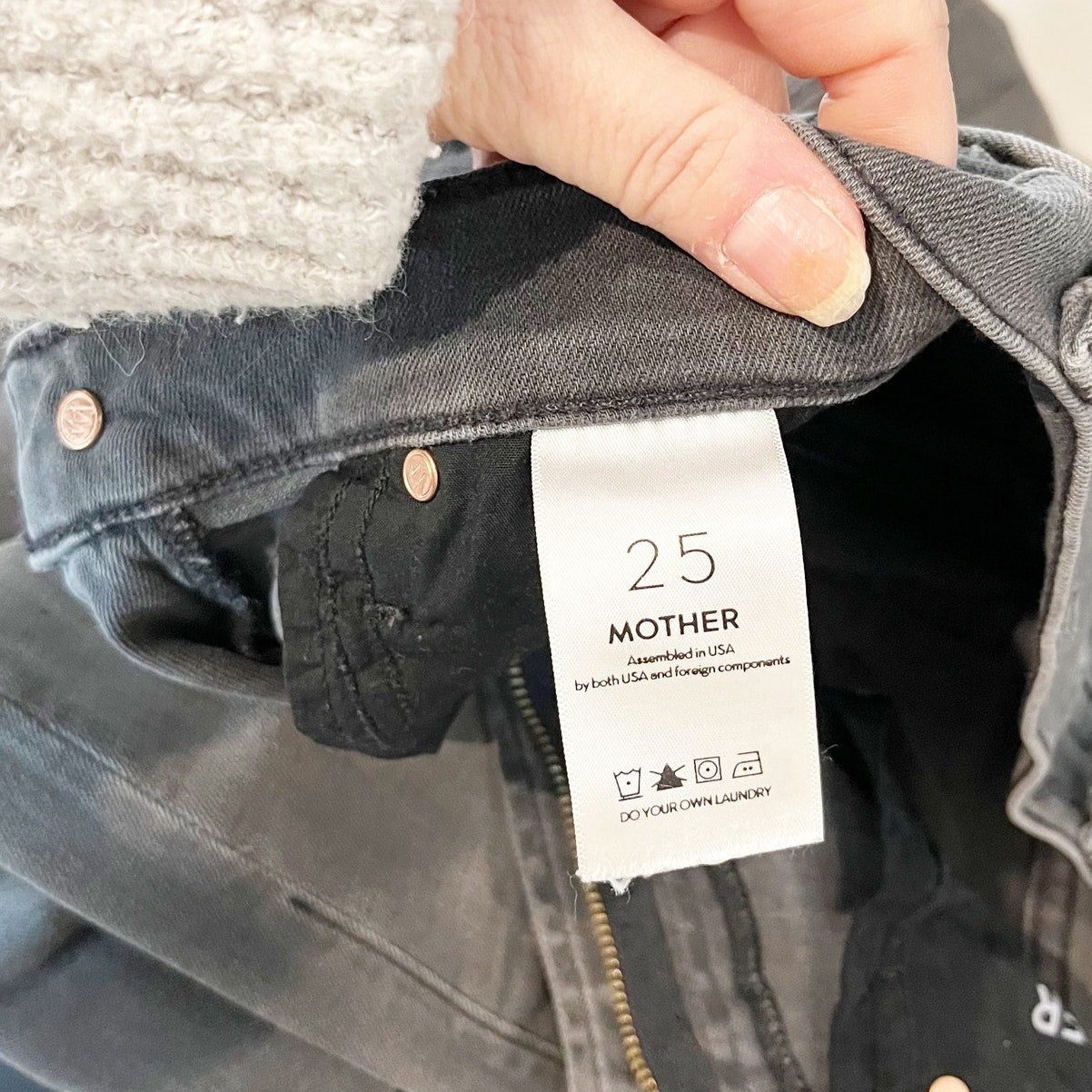 Mother The Insider Crop Bootcut Distressed Jeans Last Chance Saloon Black 25