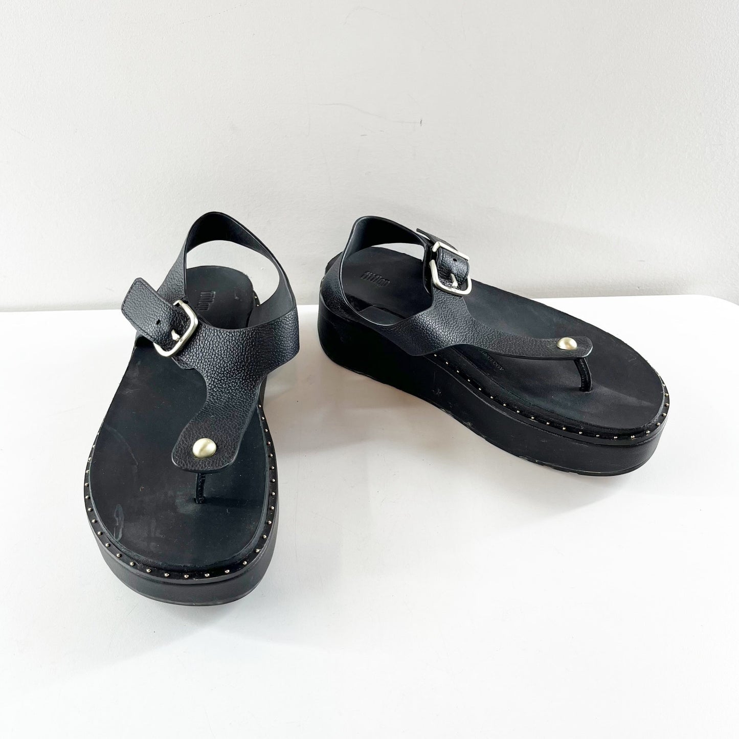 FitFlop GEN-FF Max Buckle Tumbled Leather Thick Sole Slingback Sandal Black 7