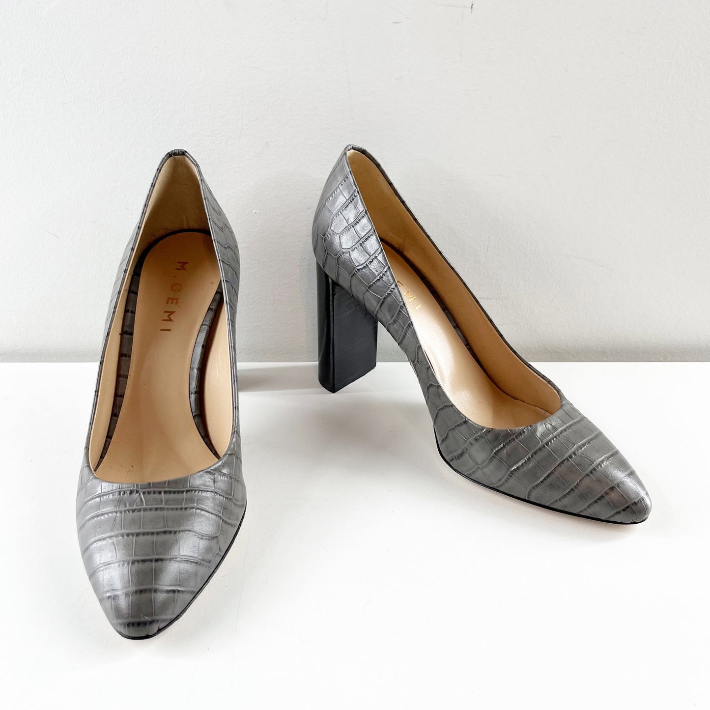 M. Gemi The Lustro Croco Heels Pumps Almond Toe Gray 36.5