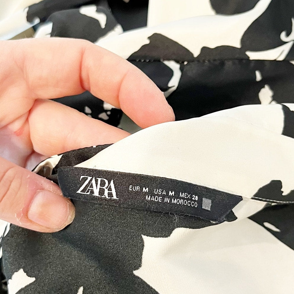 ZARA Long Sleeve Button Up Satin Floral Shirt Top Blouse Black White Medium