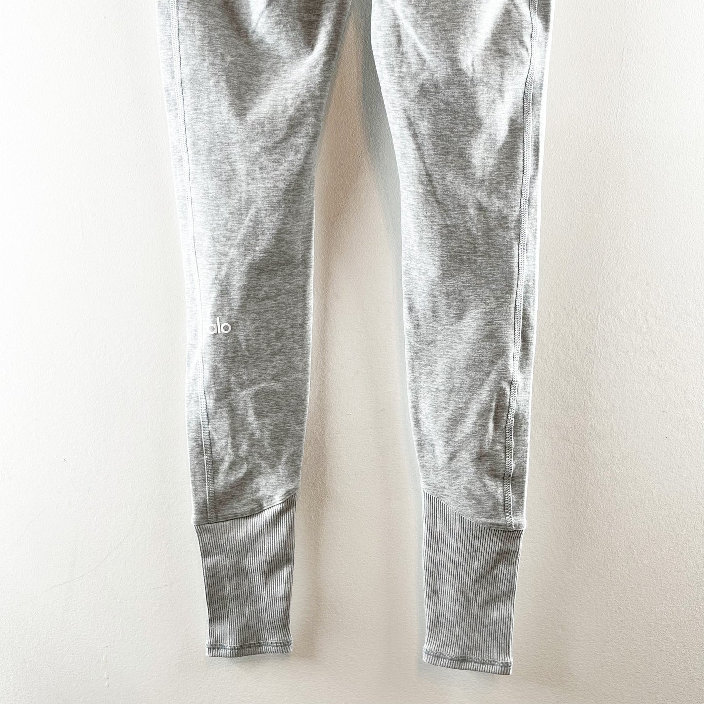 Alo Yoga High Waisted Alosoft Lounge Leggings Pants Athletic Heather Grey XS