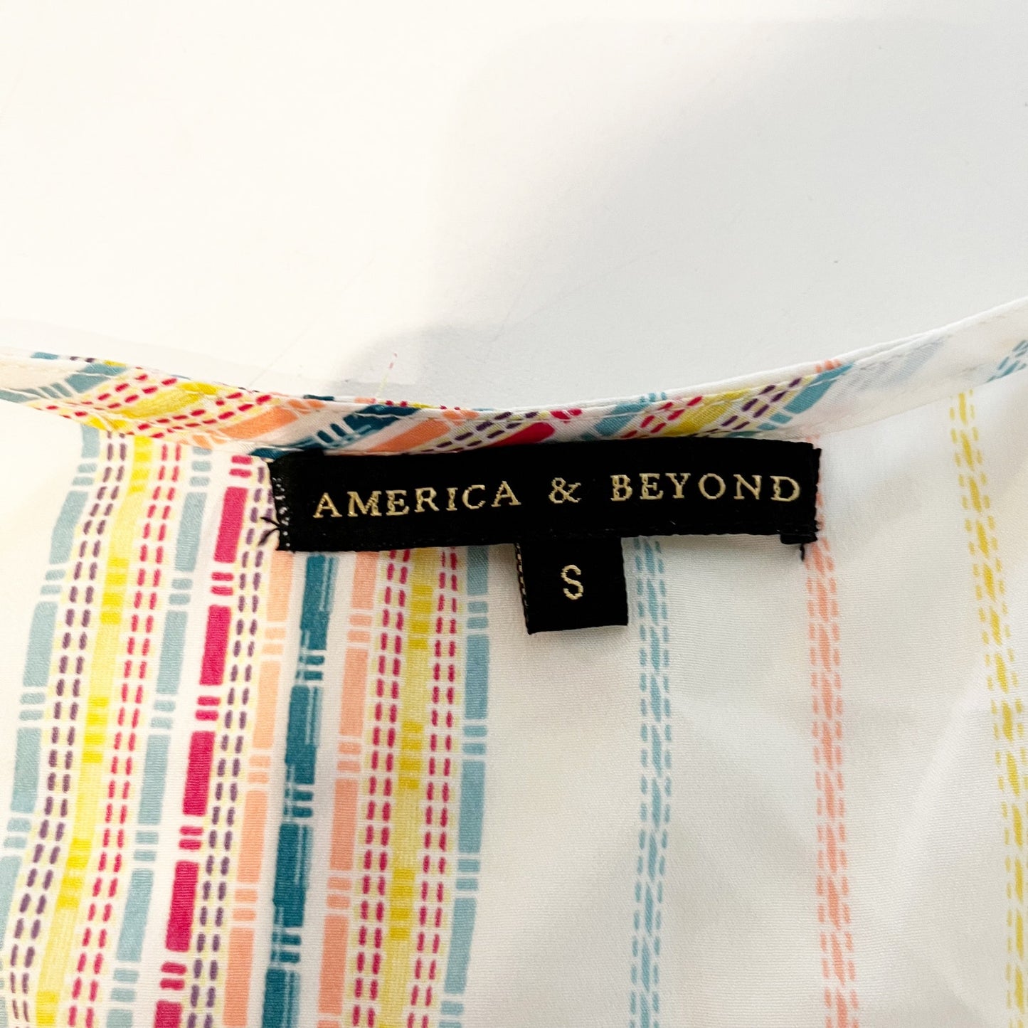 America & Beyond Short Sleeve Midi Striped Tassel Rainbow Cover Up White Small