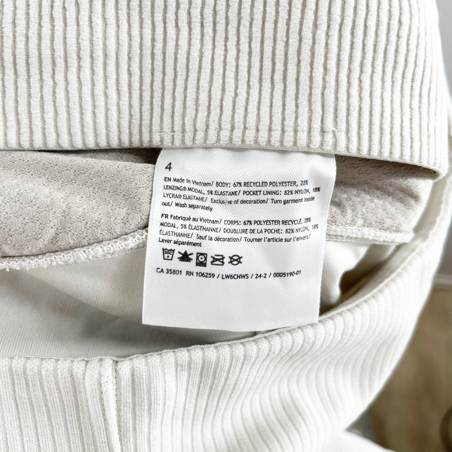 Lululemon Ribbed Softstreme Zip-Leg High-Rise Cropped Pants 25" Bone Cream 4