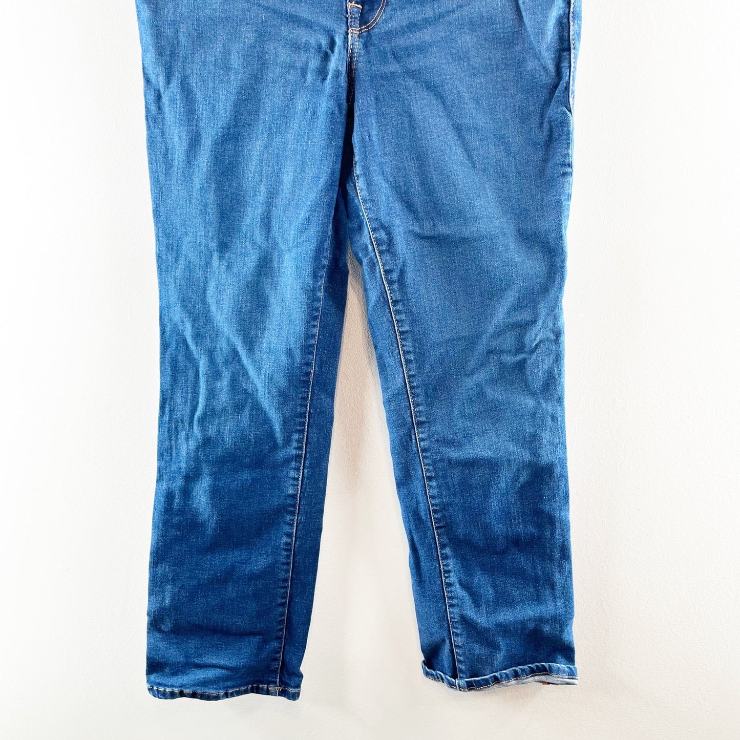 Good American High Rise Good Legs Straight Leg Jeans Blue007 10 / 30