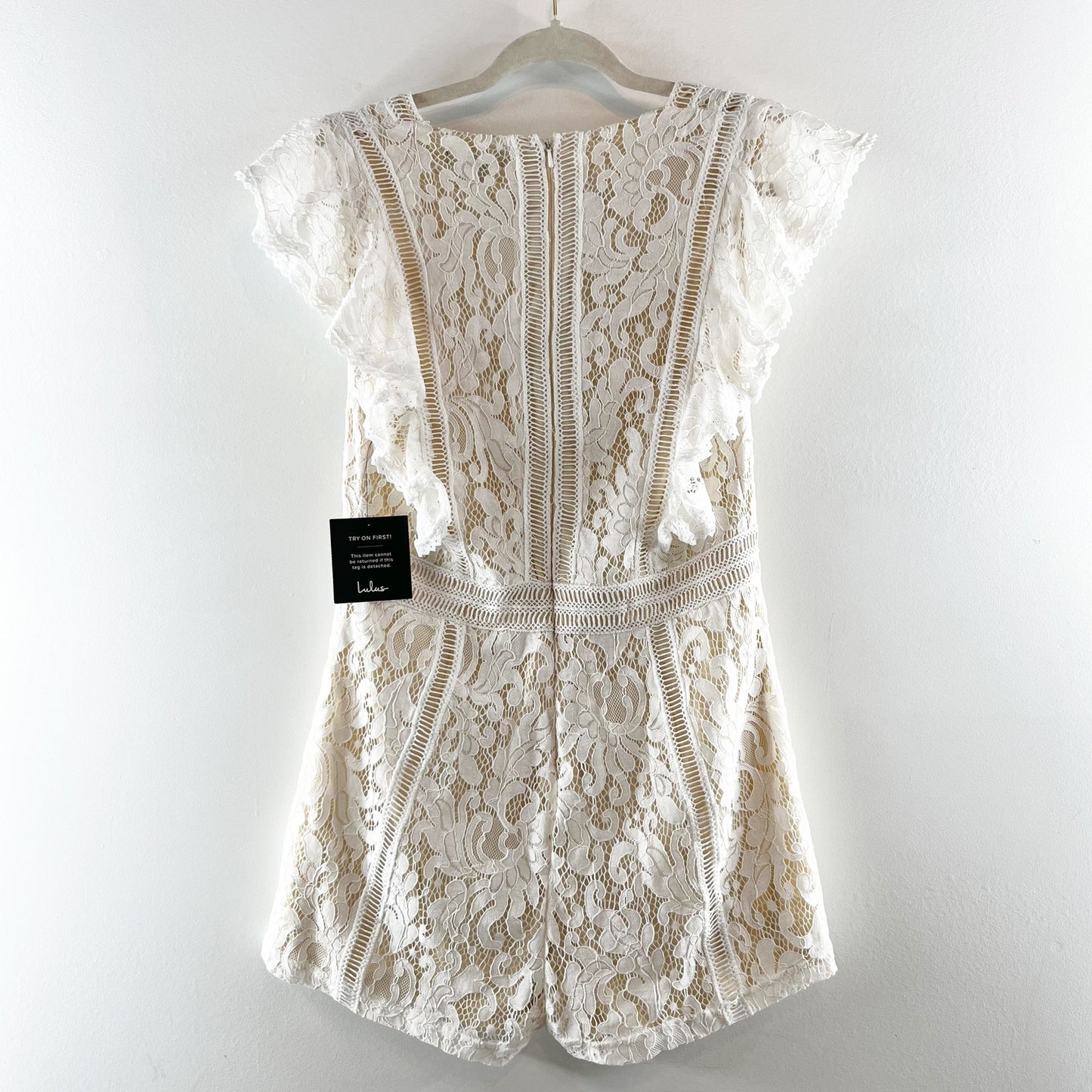 Lulus All The Attraction Lace Short Sleeve Romper White Large