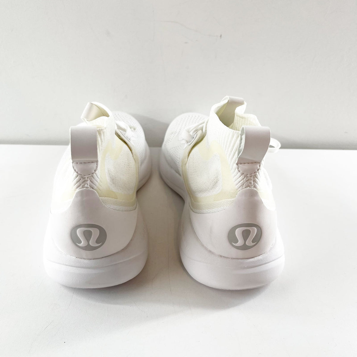 Lululemon Chargefeel Mid White High Top Workout Shoes 7.5