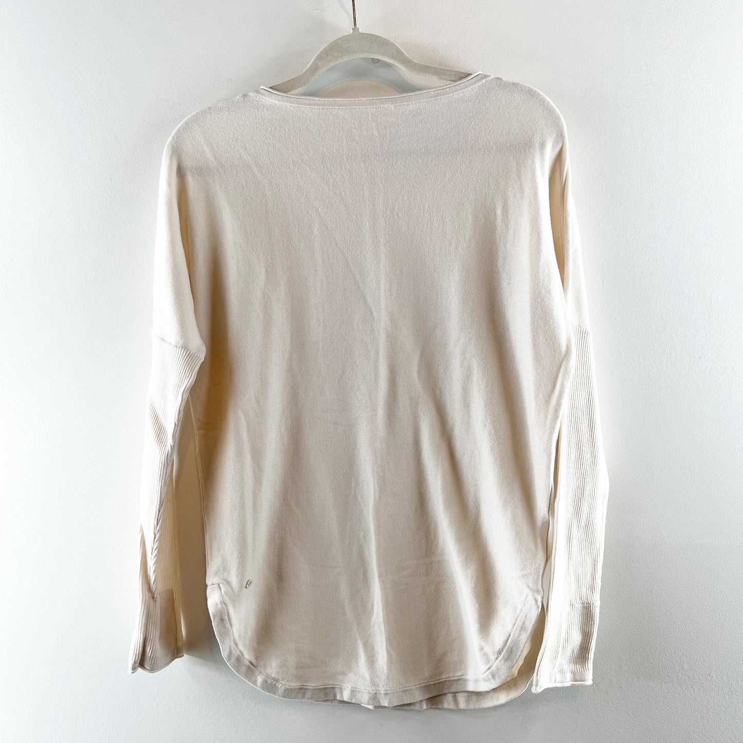 Lululemon Sit In Lotus Curved Hem Long Sleeve Crewneck Sweater Cream White Small
