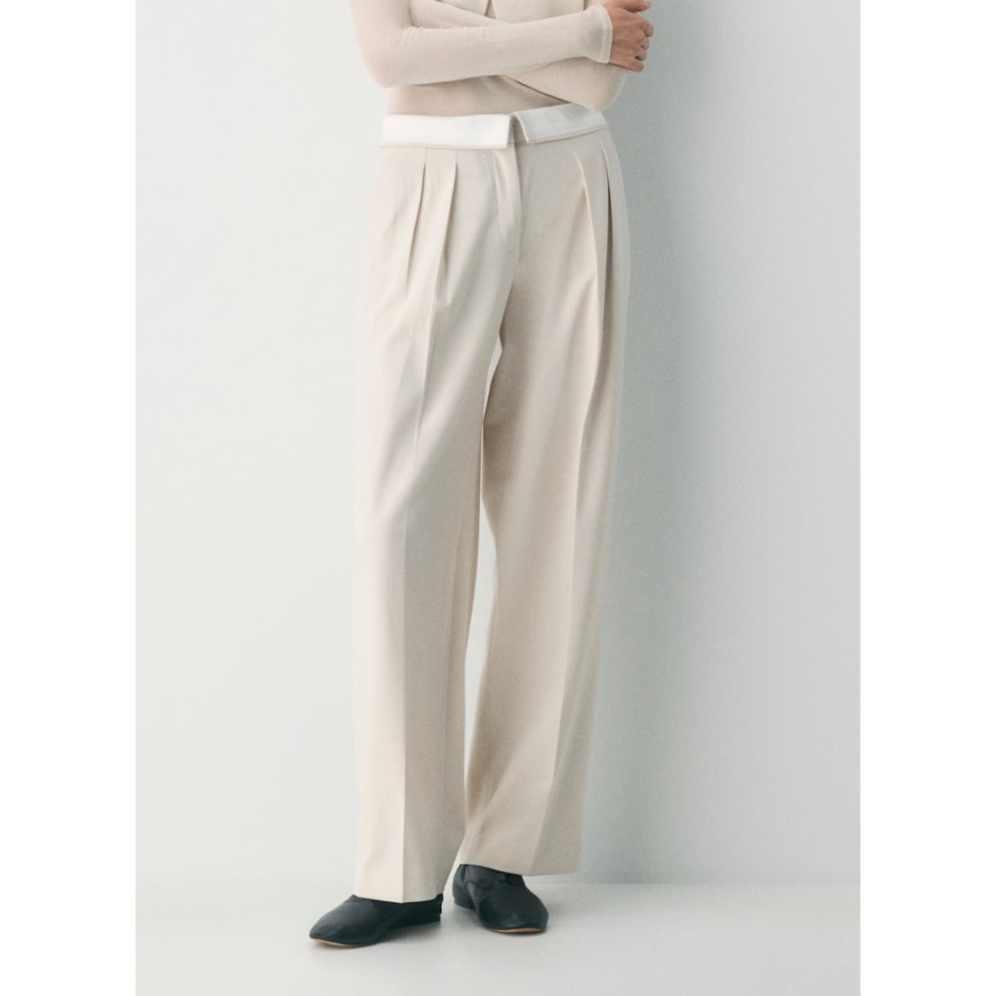 Babaton Aritzia Bureau Foldover Waist Pleated Wide Leg Pants Trousers Cream 4