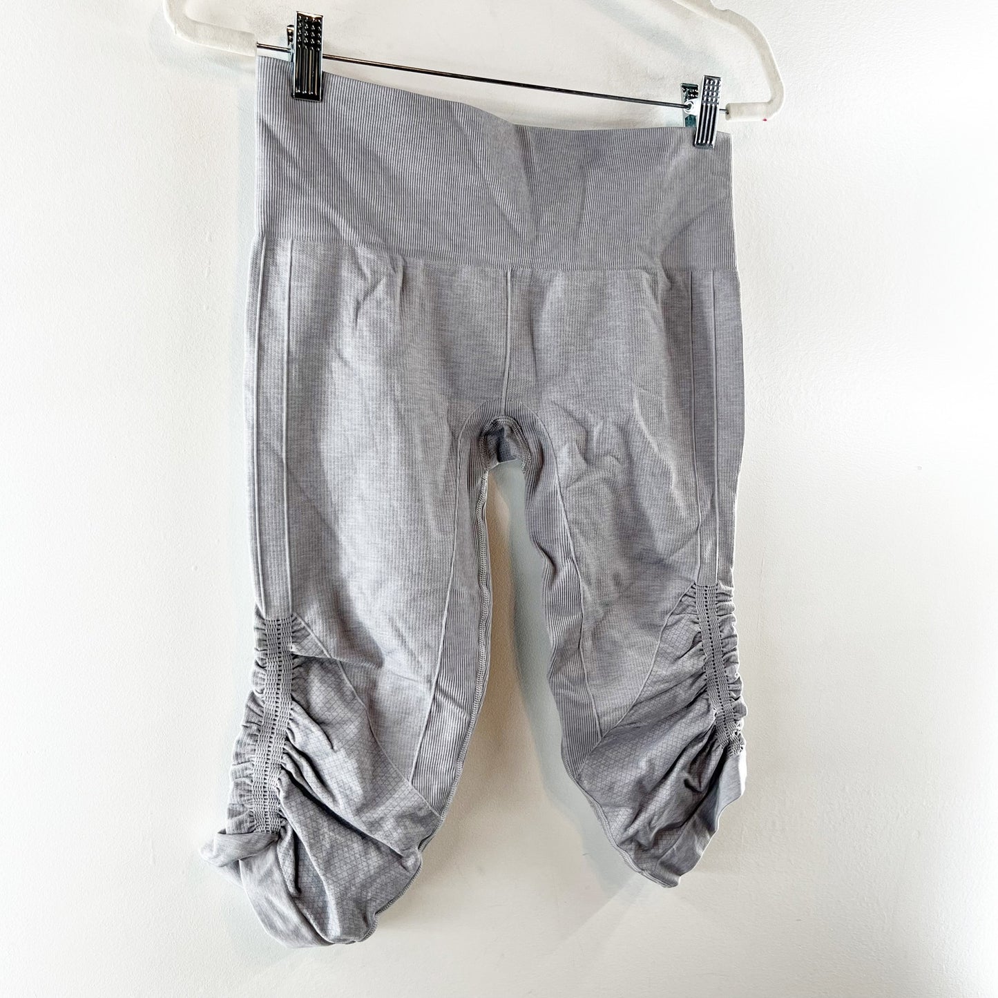 Lululemon In The Flow II Crop Running Leggings Light Gray 6