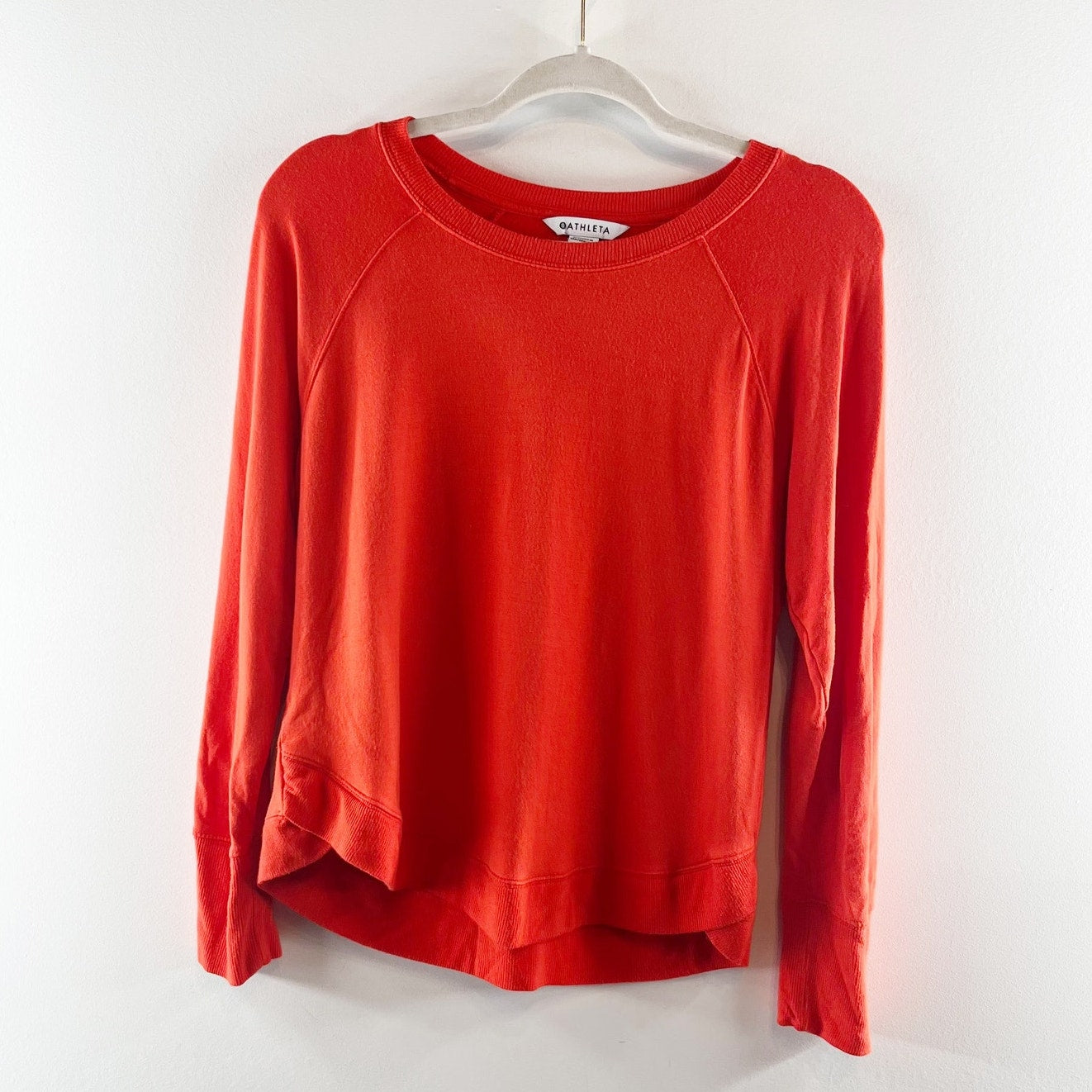 Athleta Crewneck Mindset Pullover Long Sleeve Sweatshirt Orange Red Medium